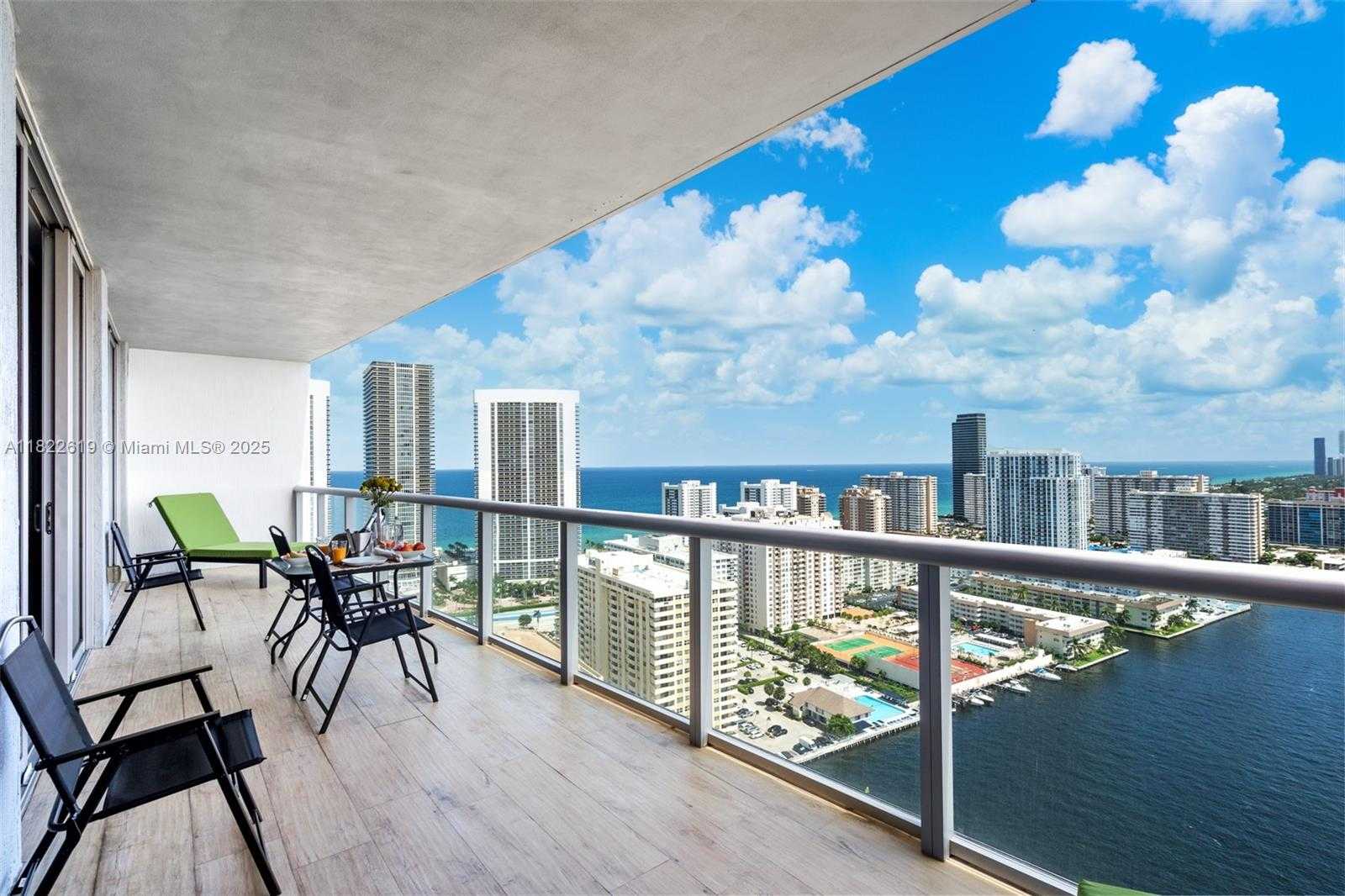 Small Image of 2600 EAST HALLANDALE BEACH BLVD #T3103, Hallandale Beach Number 4