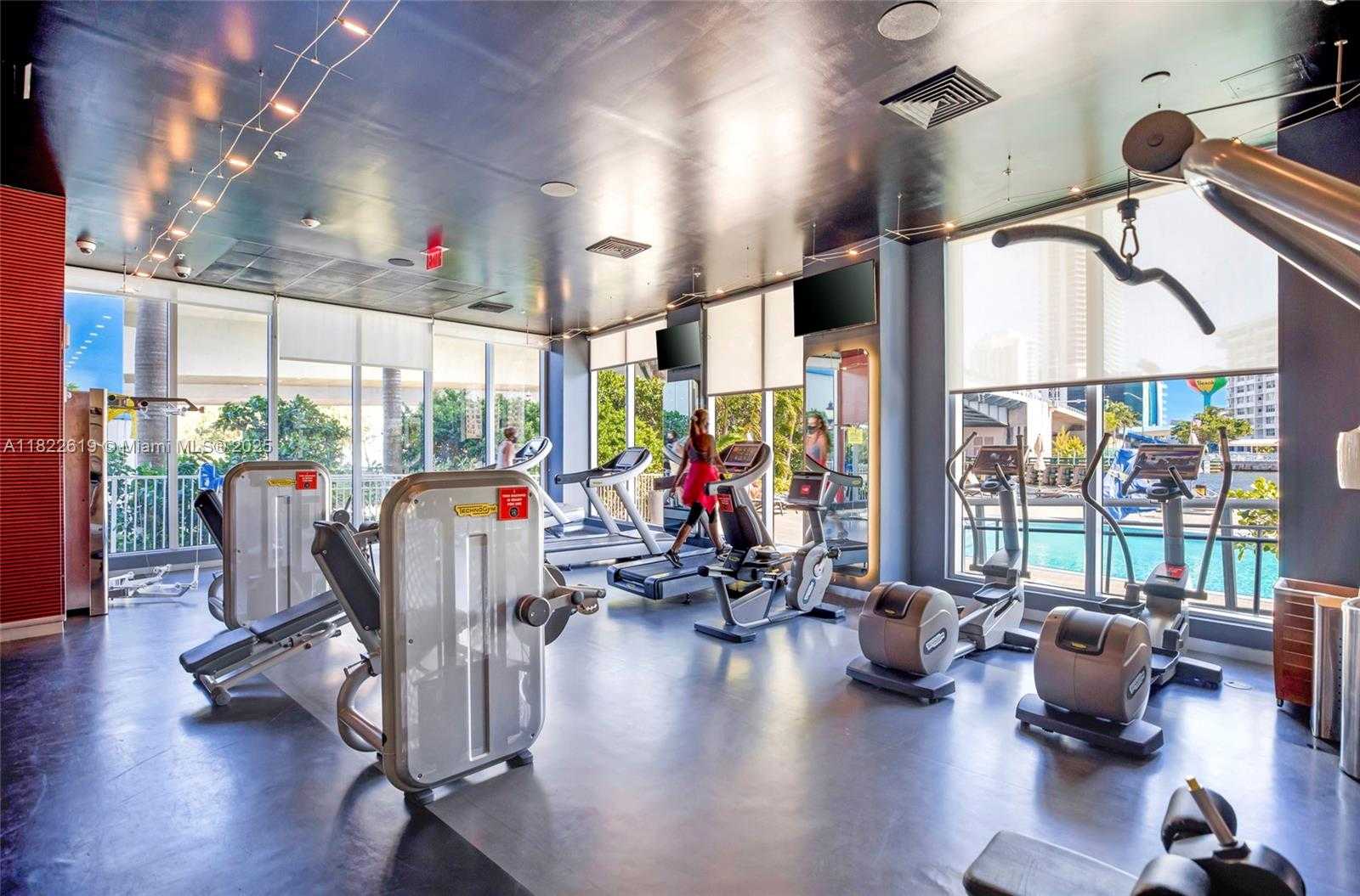 Small Image of 2600 EAST HALLANDALE BEACH BLVD #T3103, Hallandale Beach Number 41