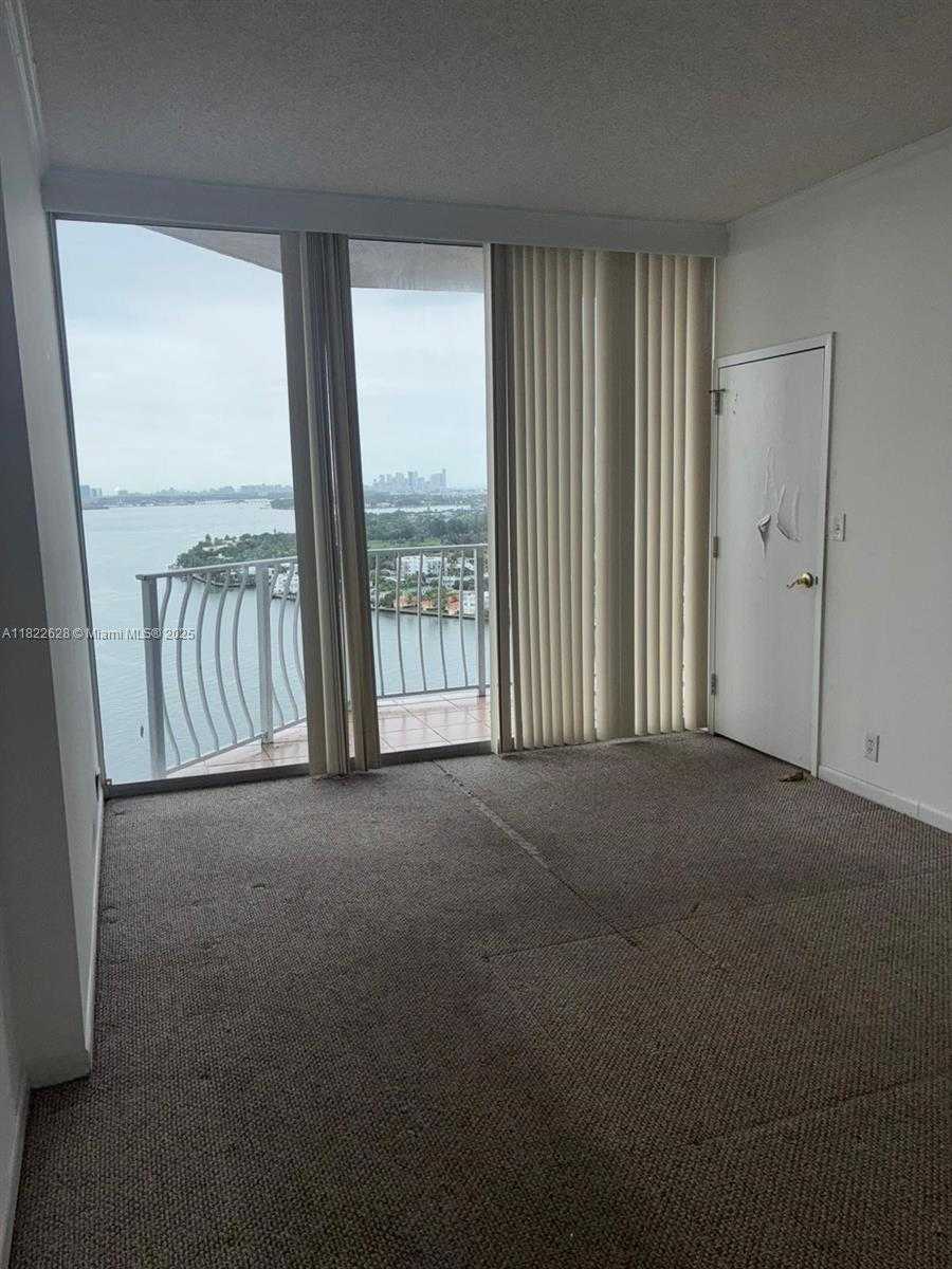 Small Image of 7601 EAST TREASURE DR #PH112, North Bay Village Number 10