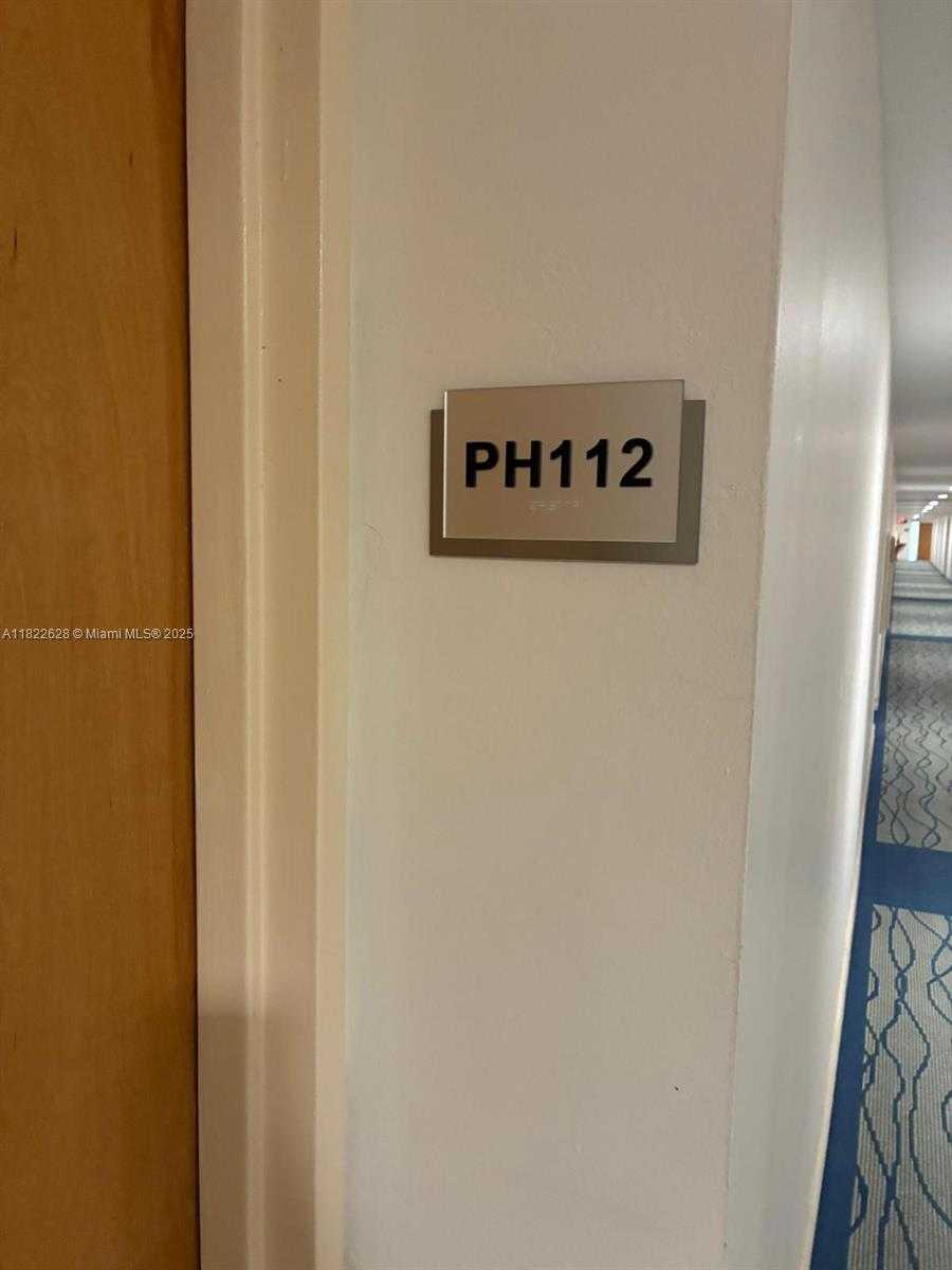 Small Image of 7601 EAST TREASURE DR #PH112, North Bay Village Number 6