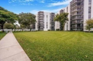 Small Image of 3475 NORTH COUNTRY CLUB DR #816, Aventura Number 15
