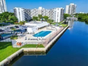 Small Image of 3475 NORTH COUNTRY CLUB DR #816, Aventura Number 31