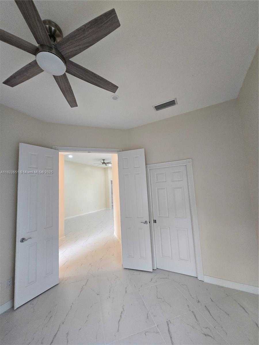 Small Image of 2796 JUDE ISLAND WAY, Naples Number 7
