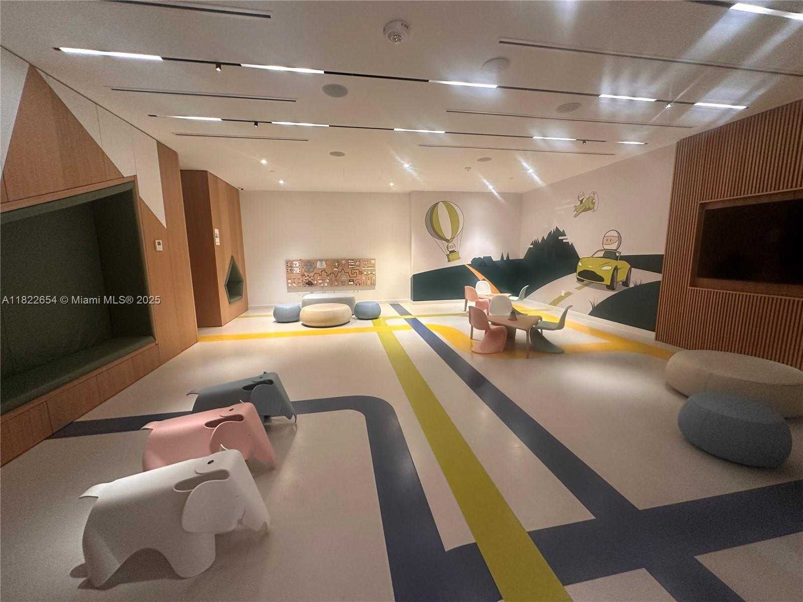 Small Image of 300 BISCAYNE BLVD WAY #4508, Miami Number 11