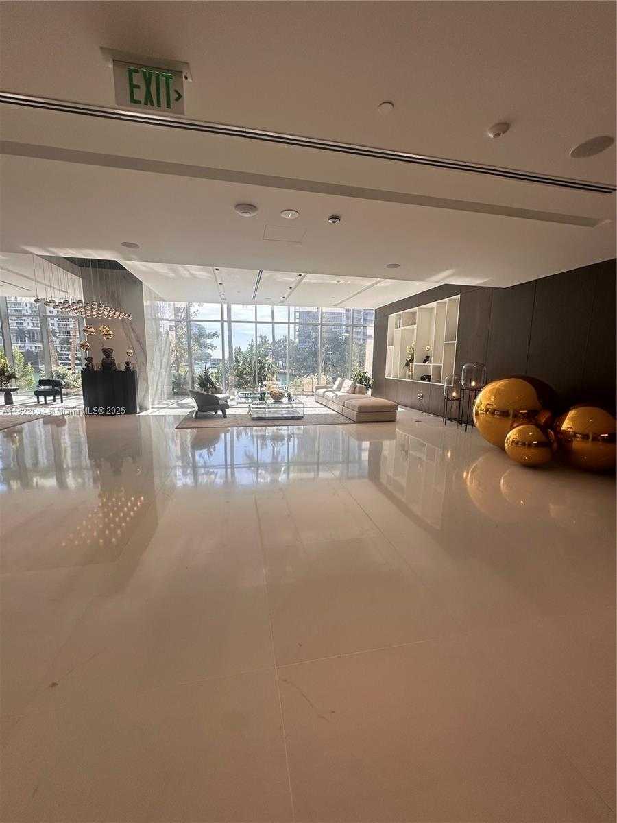 Small Image of 300 BISCAYNE BLVD WAY #4508, Miami Number 16