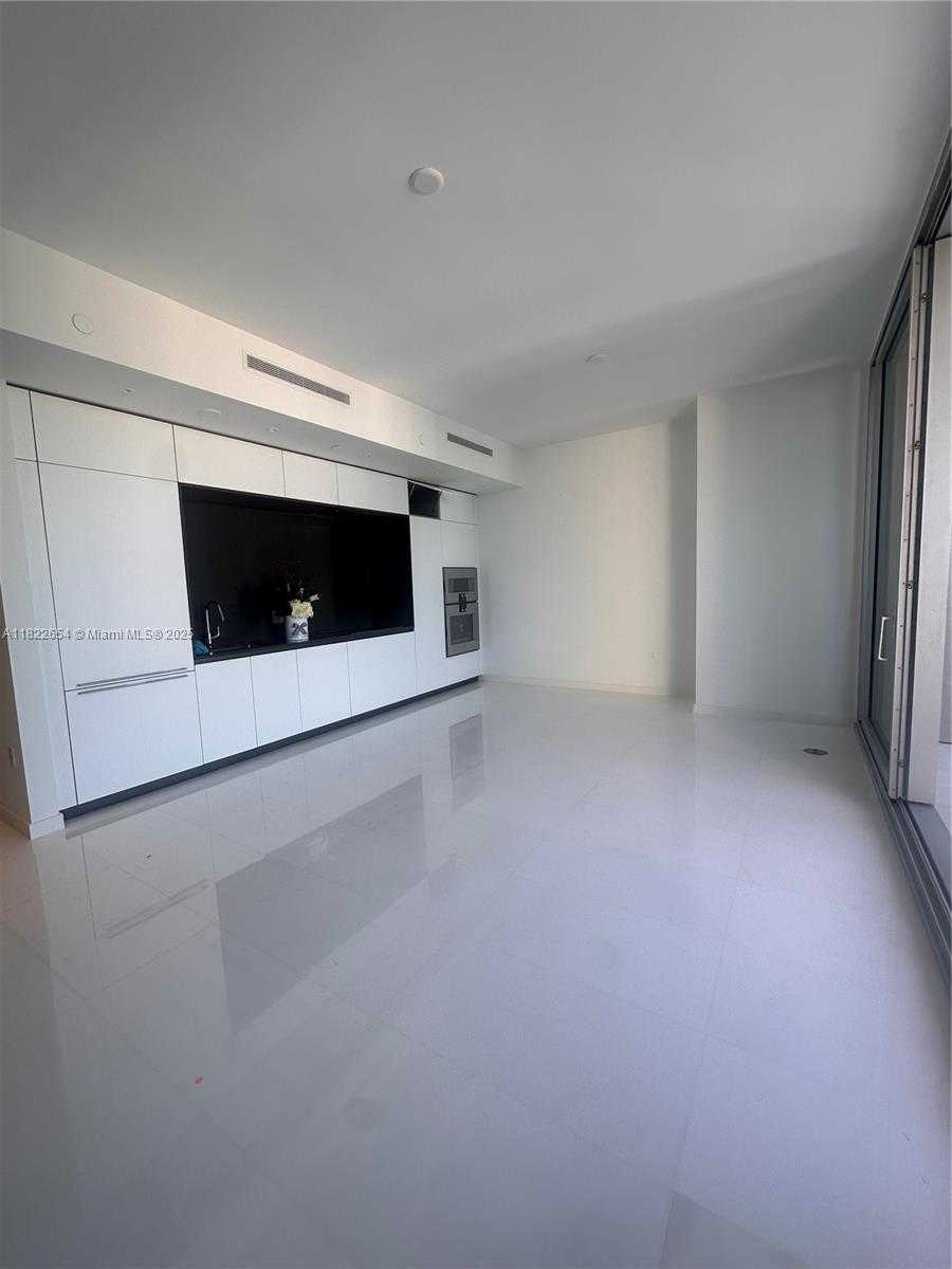 Small Image of 300 BISCAYNE BLVD WAY #4508, Miami Number 7