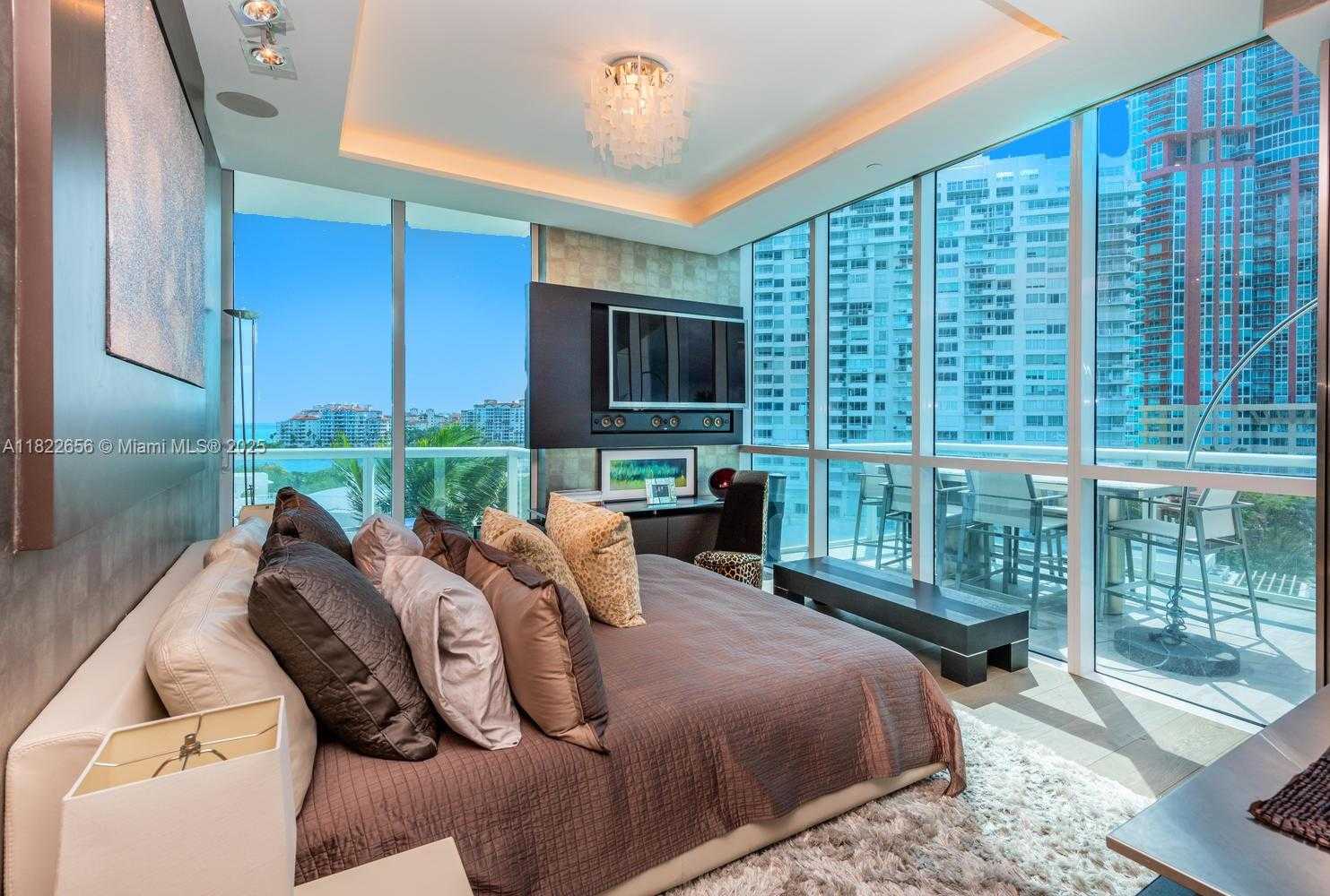 Small Image of 50 SOUTH POINTE DR #905, Miami Beach Number 28