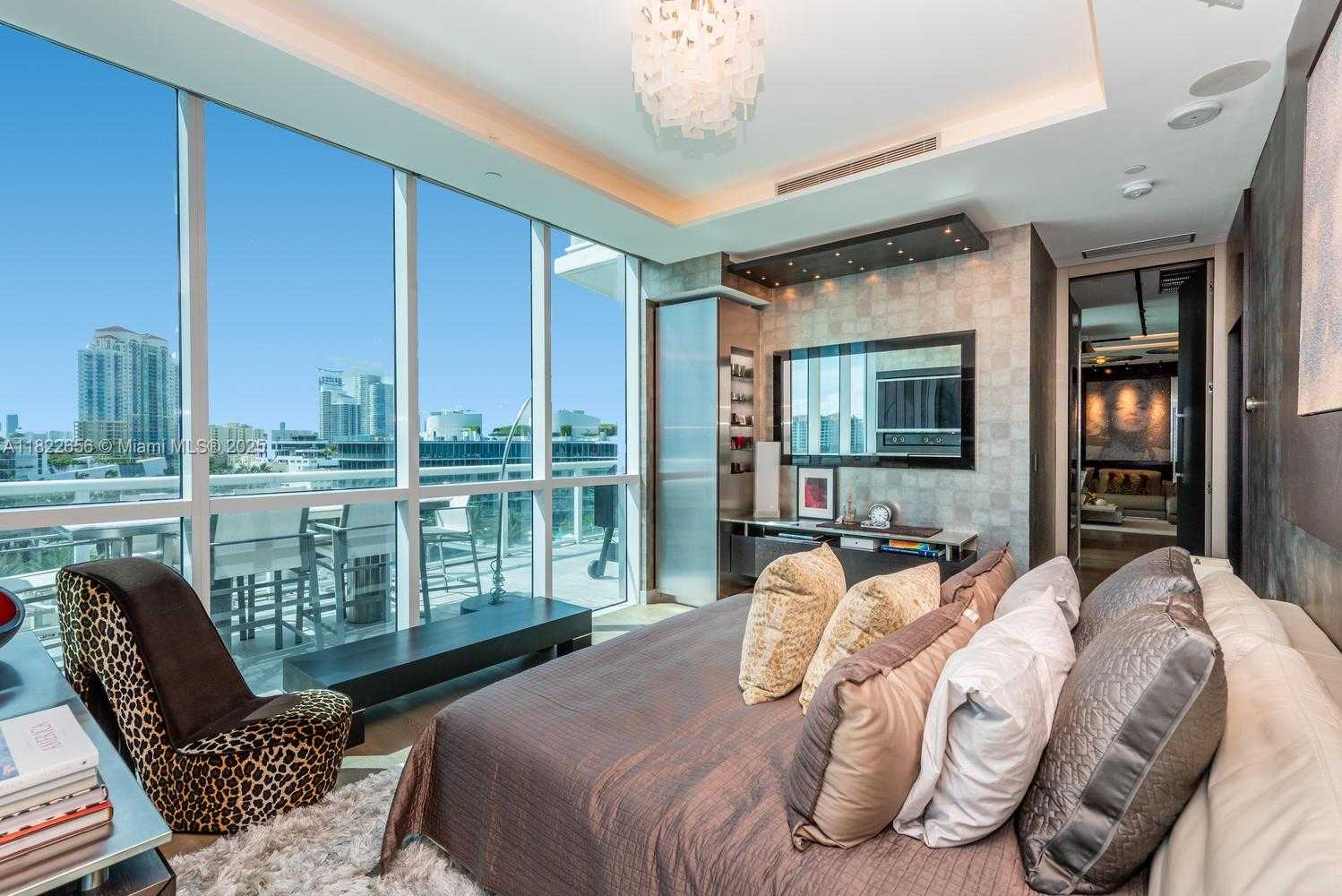 Small Image of 50 SOUTH POINTE DR #905, Miami Beach Number 30