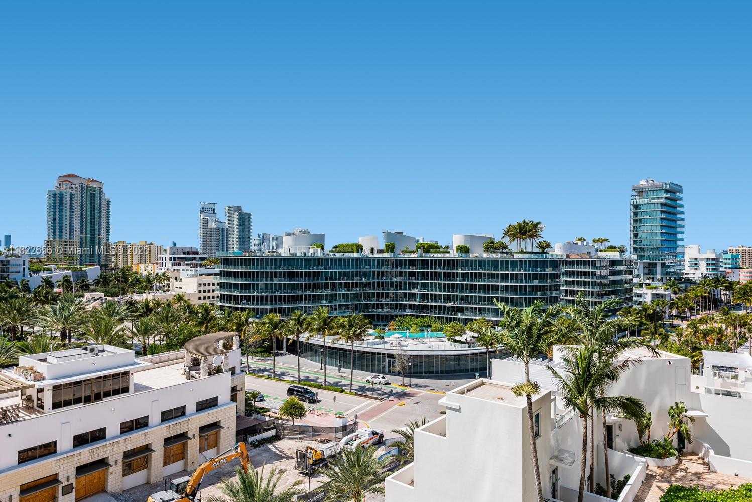 Small Image of 50 SOUTH POINTE DR #905, Miami Beach Number 39
