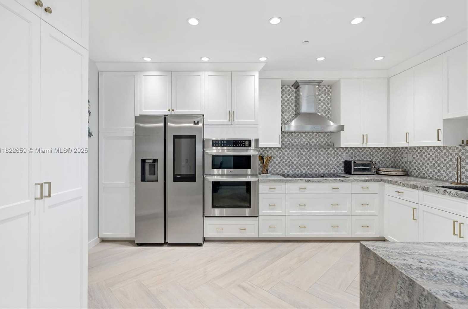 Small Image of 201 CRANDON BLVD #739, Key Biscayne Number 16