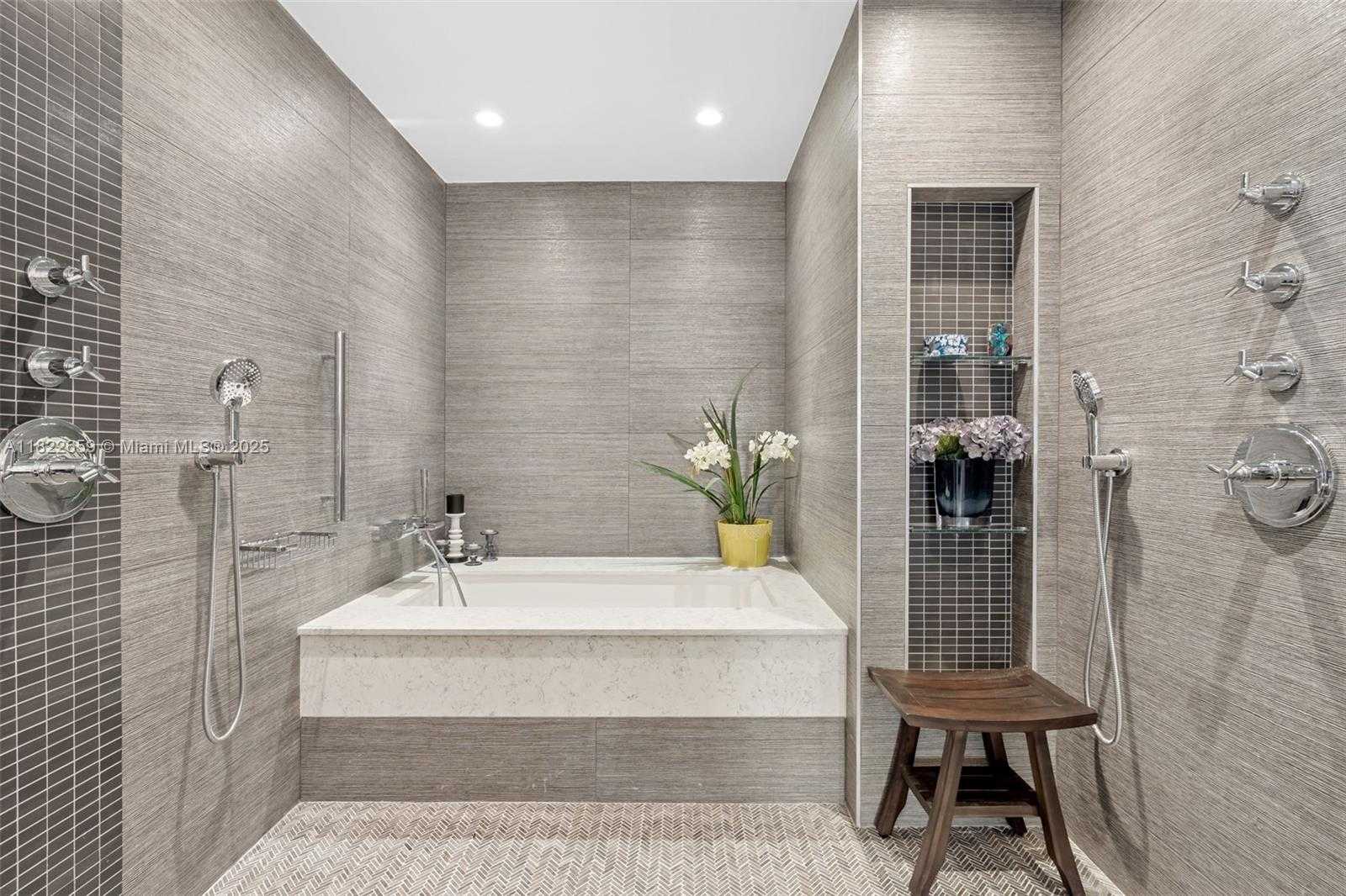 Small Image of 201 CRANDON BLVD #739, Key Biscayne Number 26