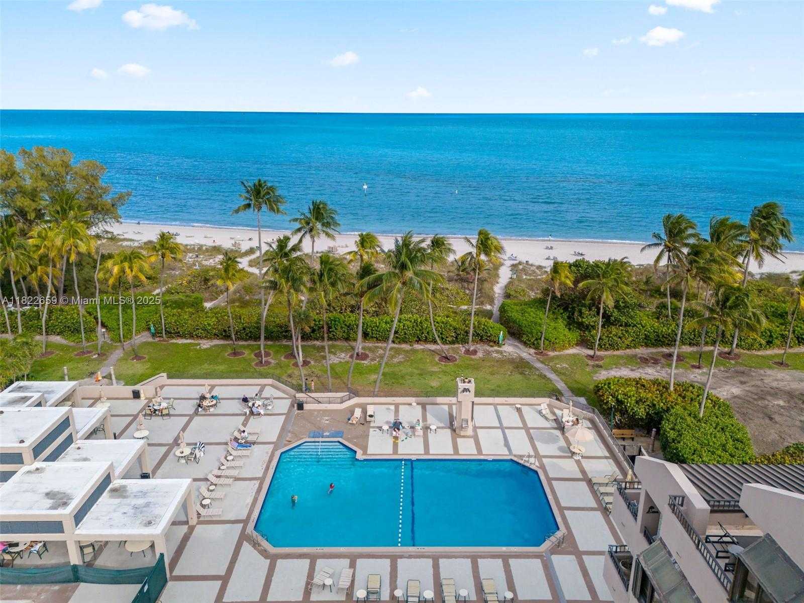 Small Image of 201 CRANDON BLVD #739, Key Biscayne Number 36