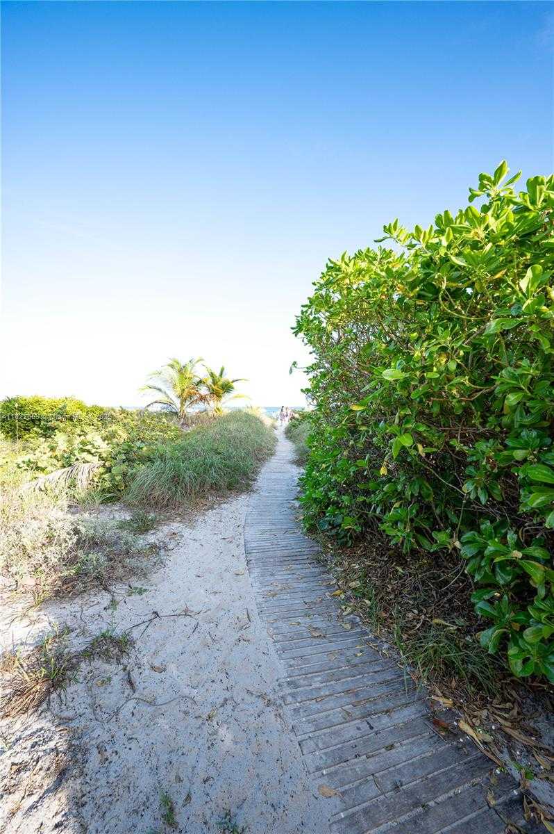 Small Image of 201 CRANDON BLVD #739, Key Biscayne Number 49