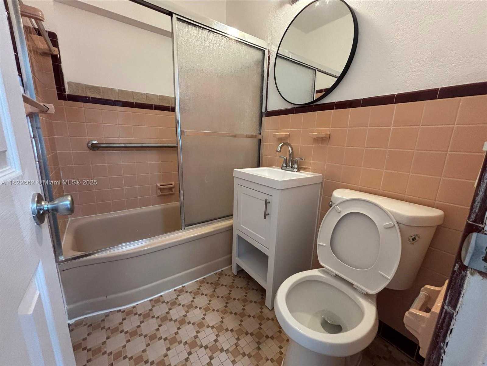 Small Image of 30 EAST 44TH ST, Hialeah Number 17