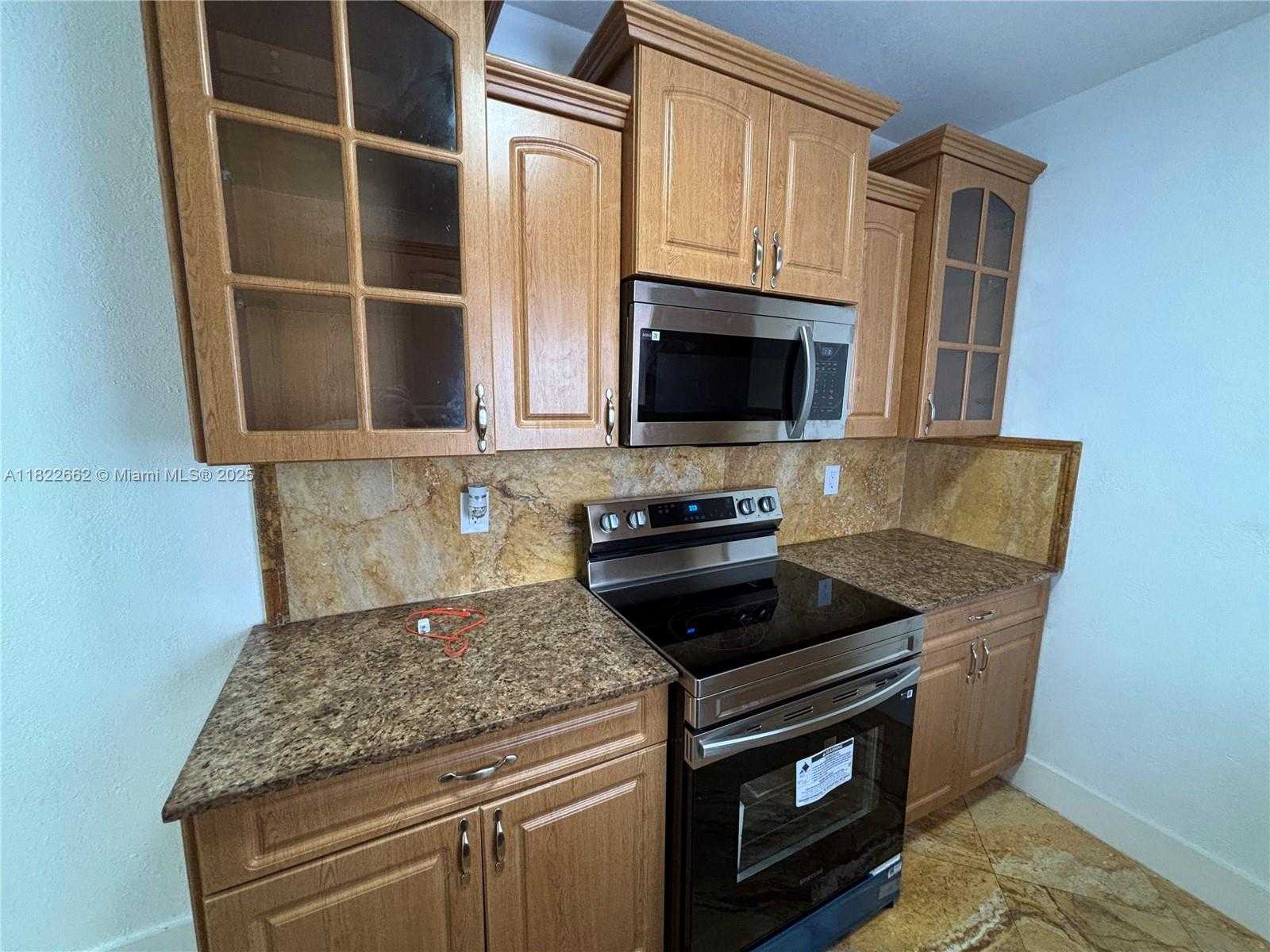 Small Image of 30 EAST 44TH ST, Hialeah Number 8