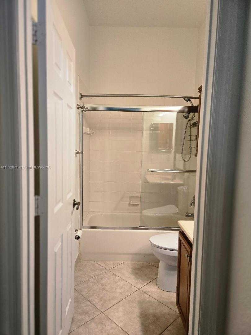 Small Image of 19436 SOUTH WHITEWATER AVE, Weston Number 14