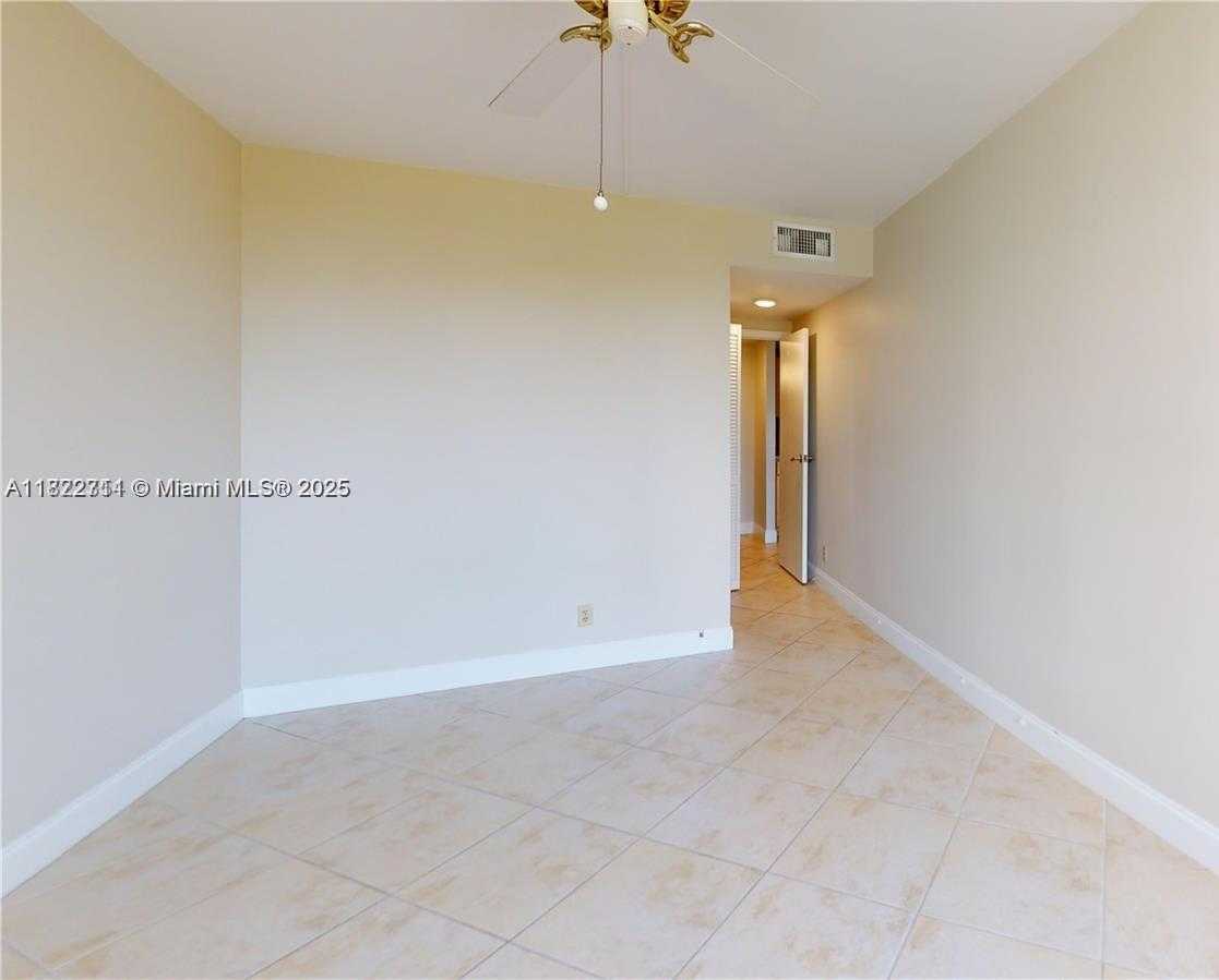 Small Image of 600 THREE ISLANDS BLVD #219, Hallandale Beach Number 14