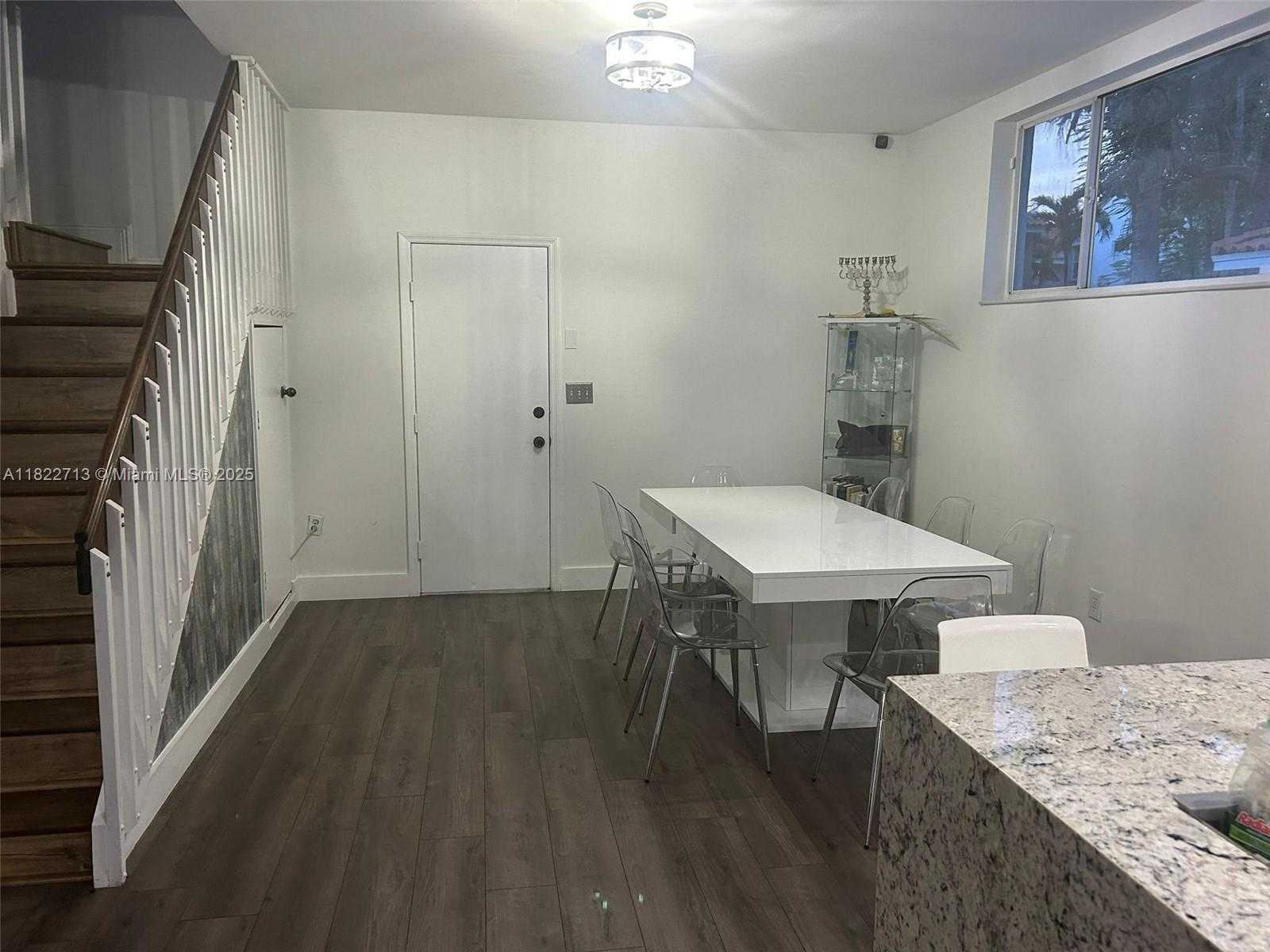Small Image of 3065 NORTH 36TH AVE, Hollywood Number 16