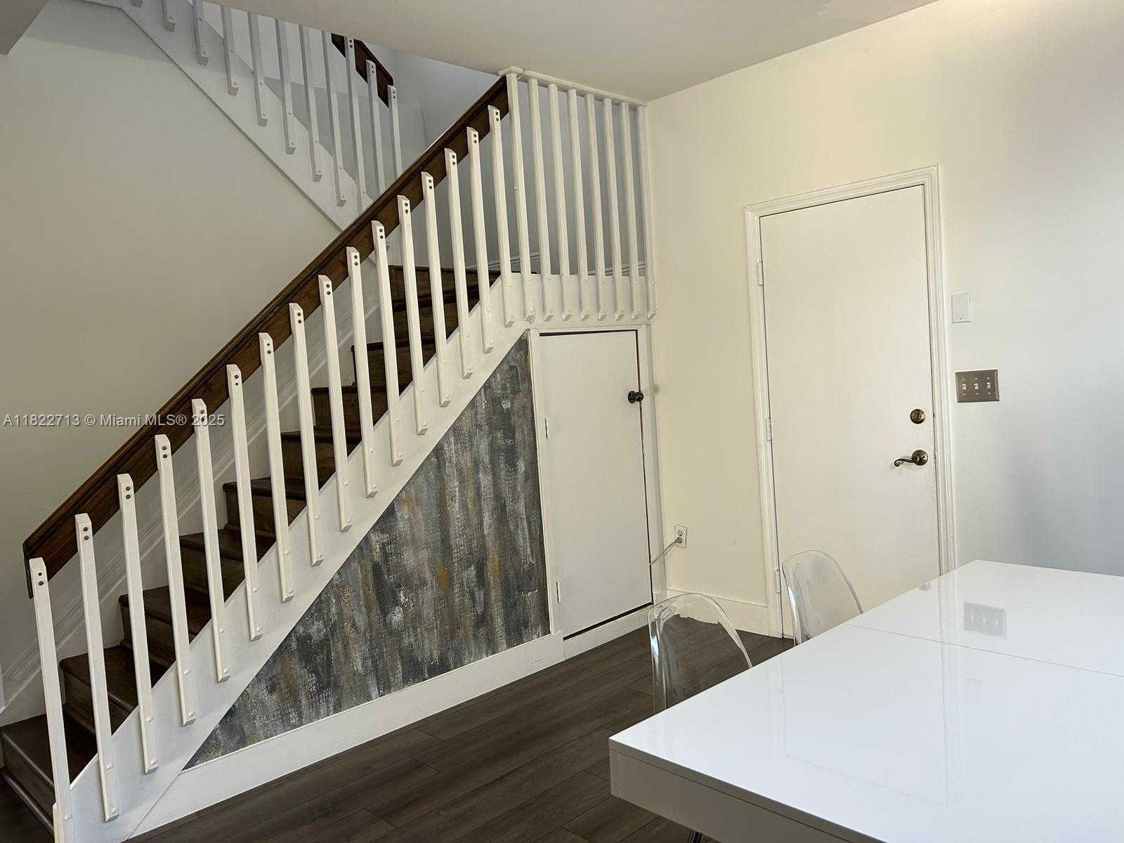 Small Image of 3065 NORTH 36TH AVE, Hollywood Number 17