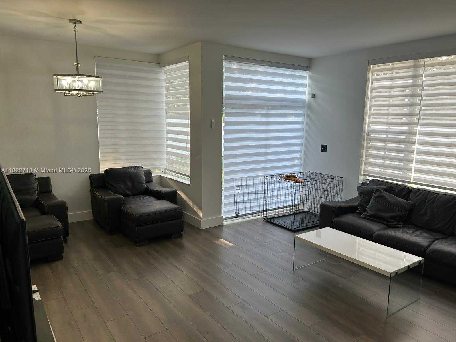 Small Image of 3065 NORTH 36TH AVE, Hollywood Number 18