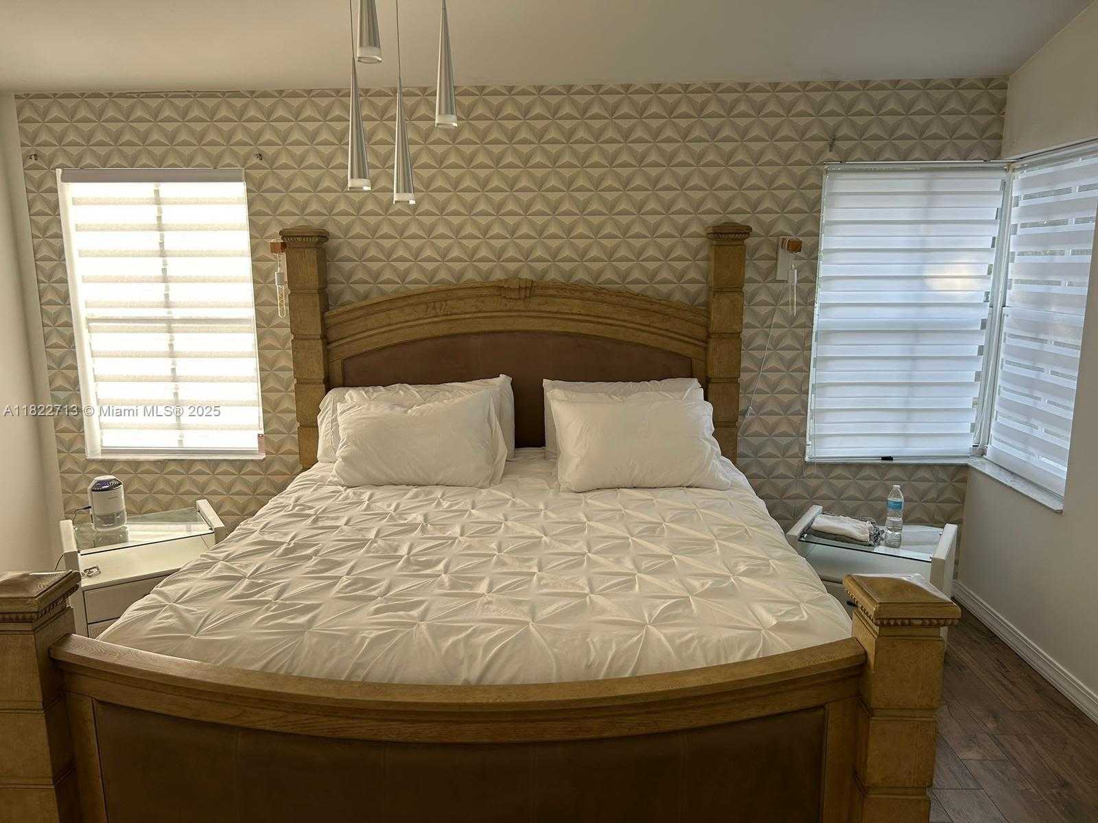 Small Image of 3065 NORTH 36TH AVE, Hollywood Number 25