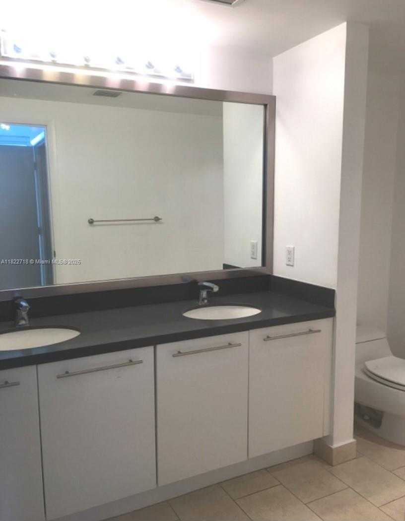 Small Image of 90 SOUTH WEST 3RD ST #4107, Miami Number 16