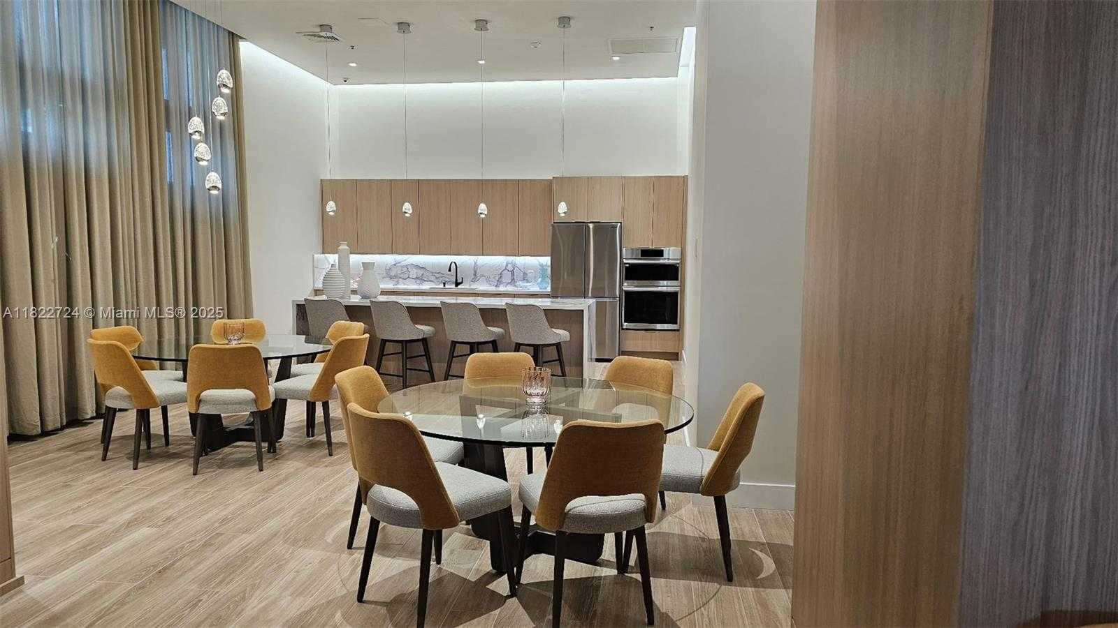 Small Image of 90 SOUTH WEST 3RD ST #1510, Miami Number 22