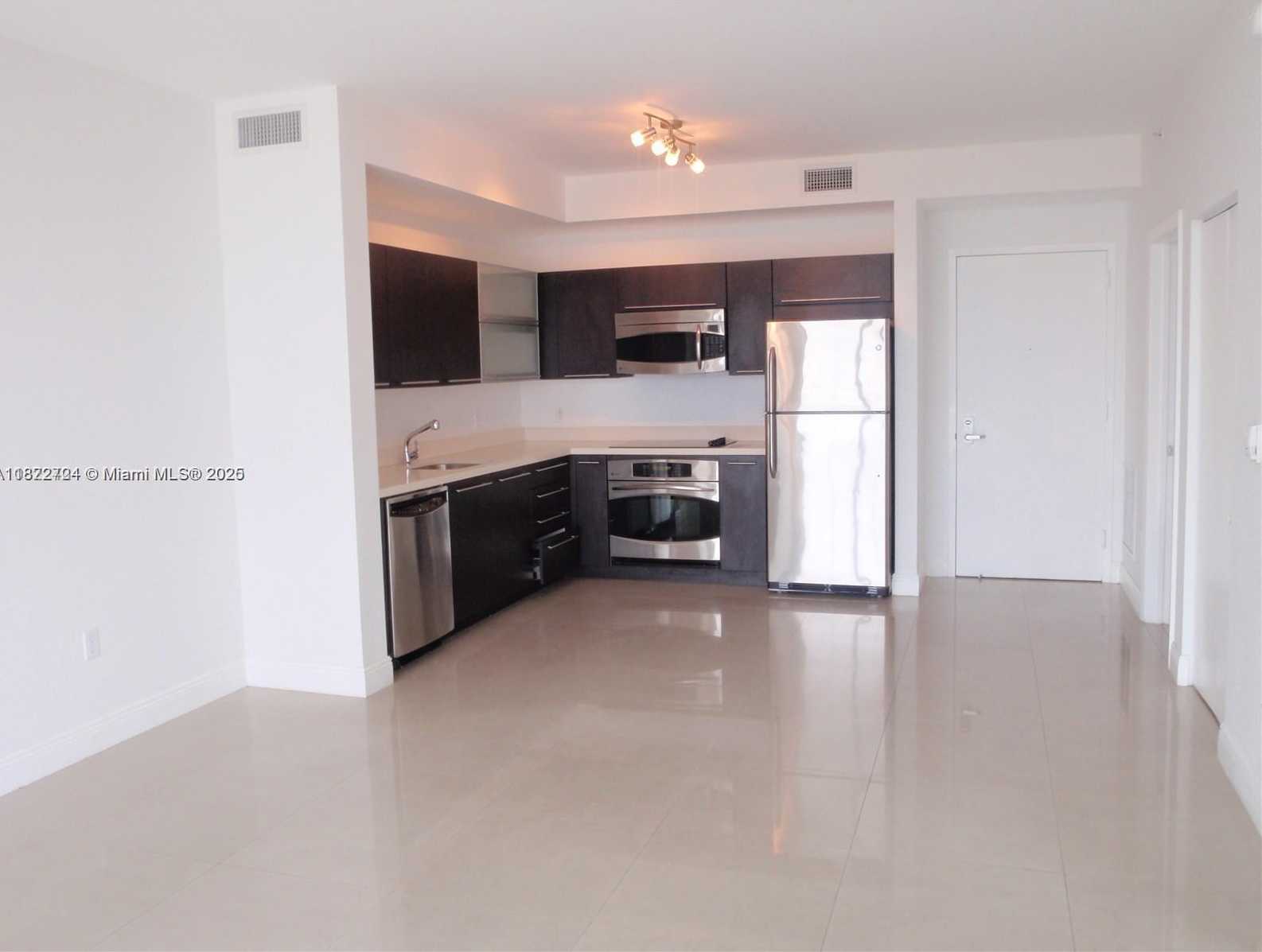 Small Image of 90 SOUTH WEST 3RD ST #1510, Miami Number 4