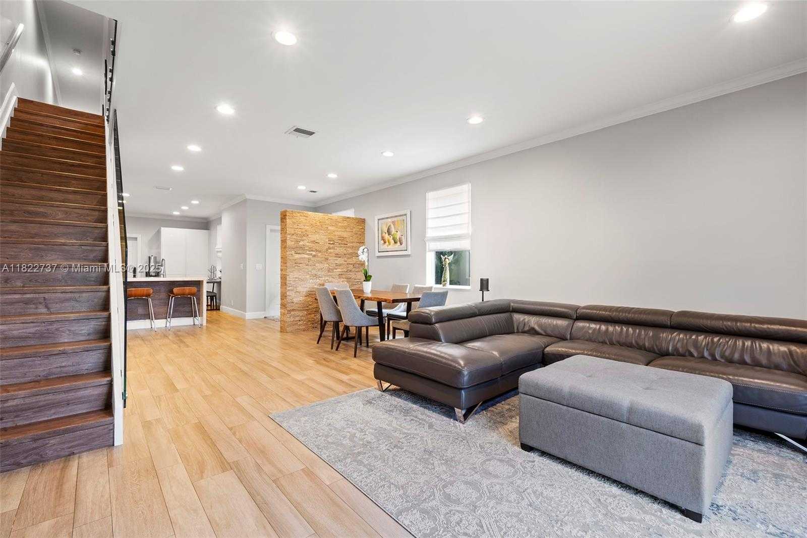 Small Image of 2361 PASADENA WAY, Weston Number 12