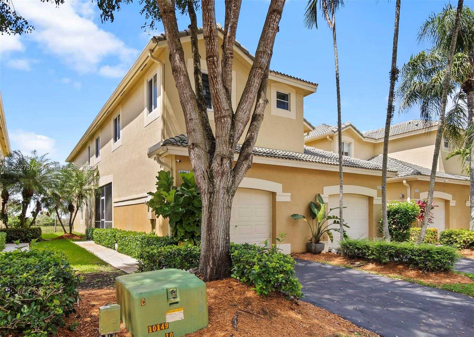 Small Image of 2361 PASADENA WAY, Weston Number 2