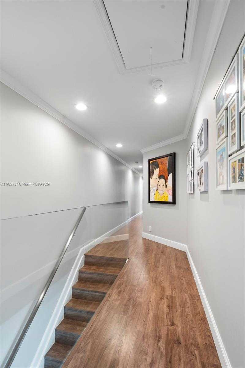 Small Image of 2361 PASADENA WAY, Weston Number 35