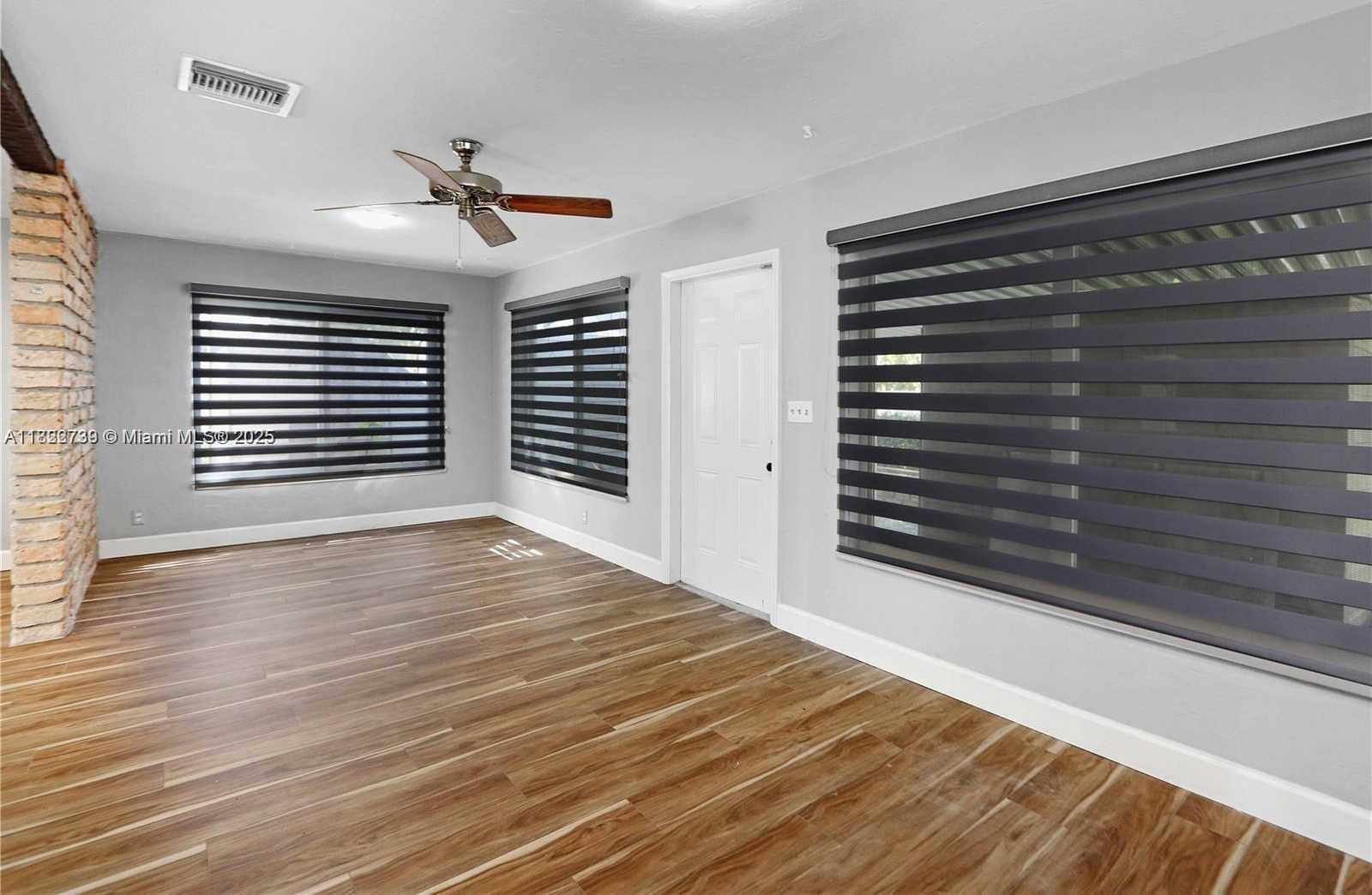 Small Image of 1338 JACKSON ST, Hollywood Number 12