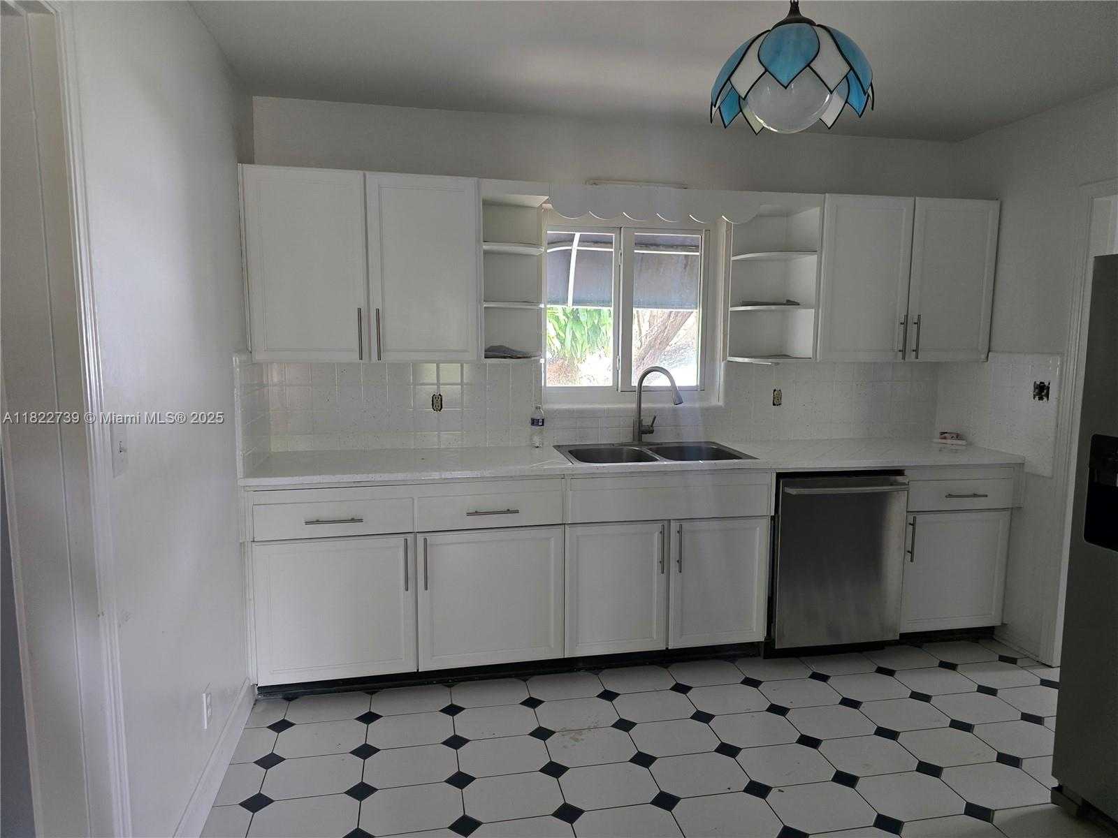 Small Image of 1338 JACKSON ST, Hollywood Number 20
