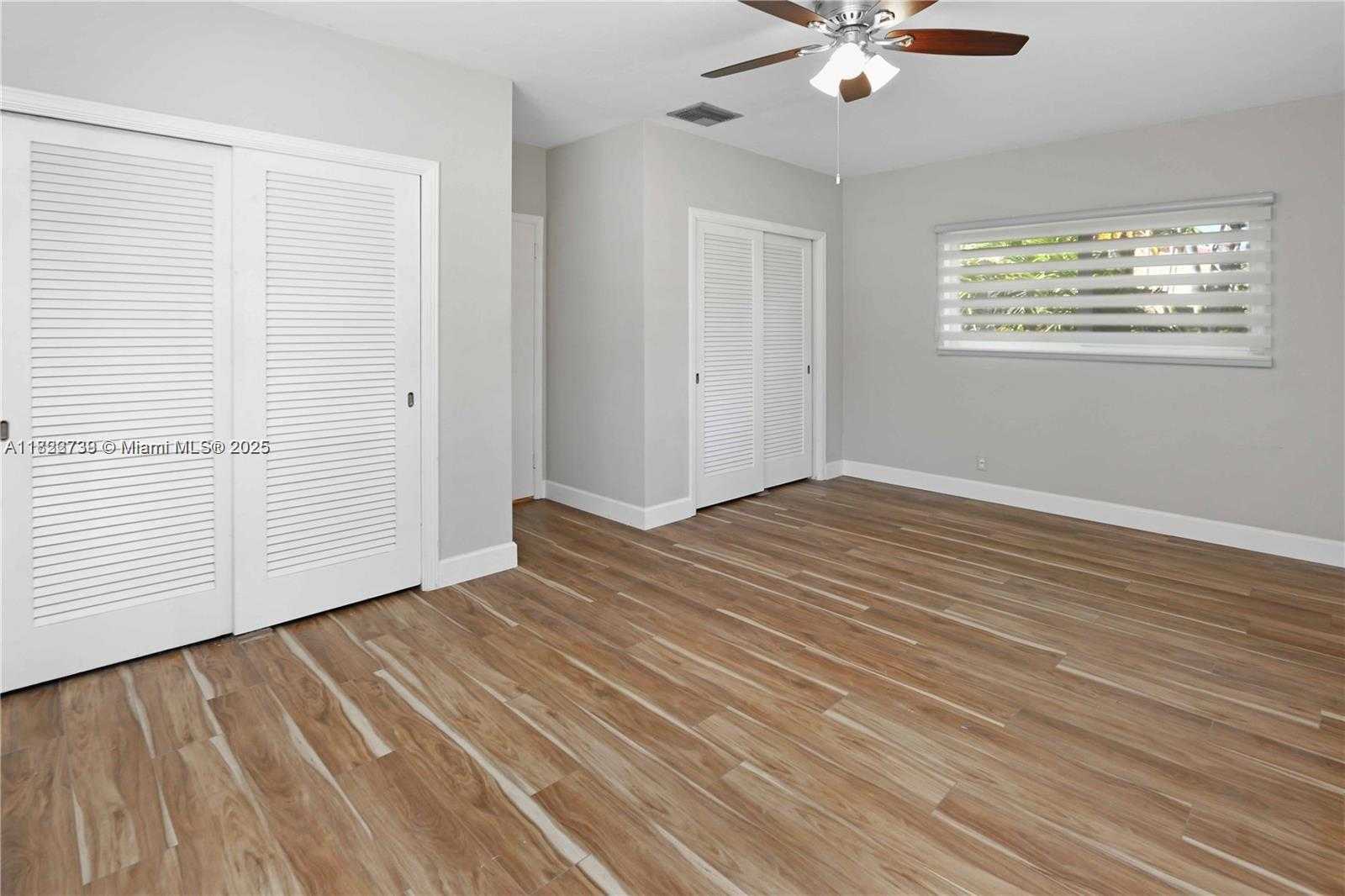 Small Image of 1338 JACKSON ST, Hollywood Number 7
