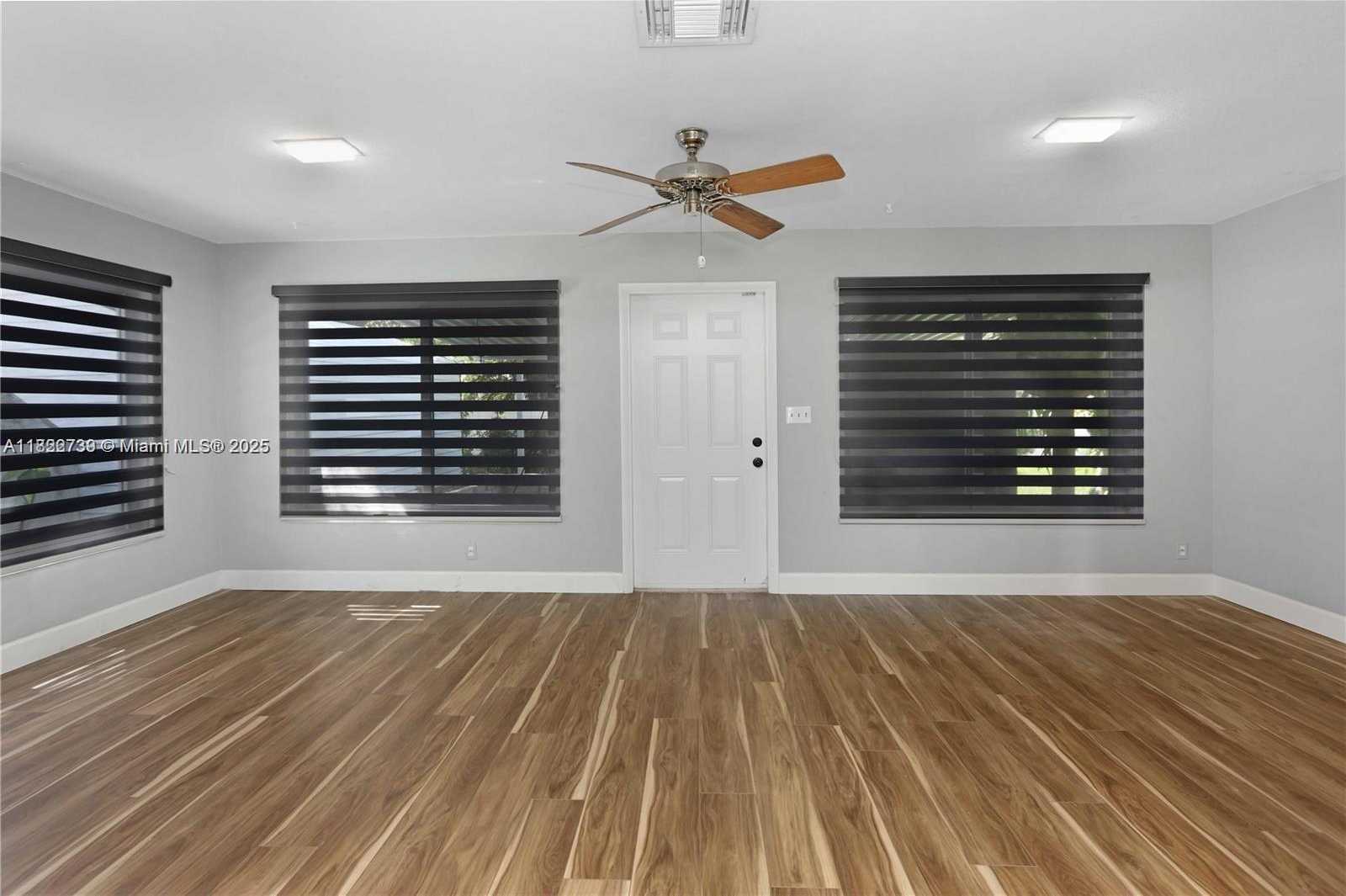 Small Image of 1338 JACKSON ST, Hollywood Number 9
