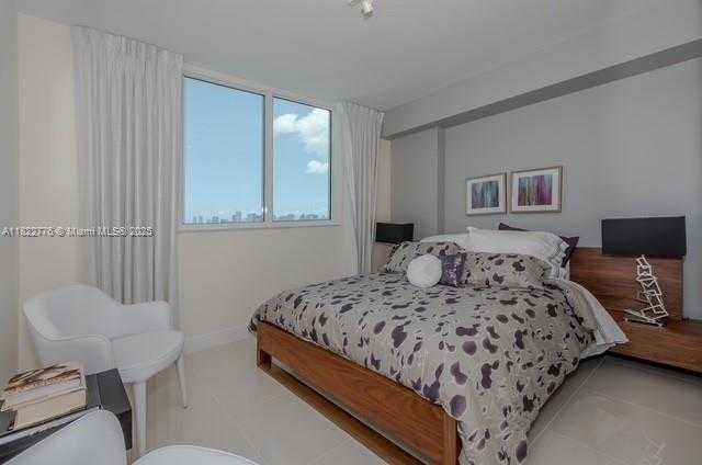 Small Image of 1861 NORTH WEST S RIVER DR #807, Miami Number 5