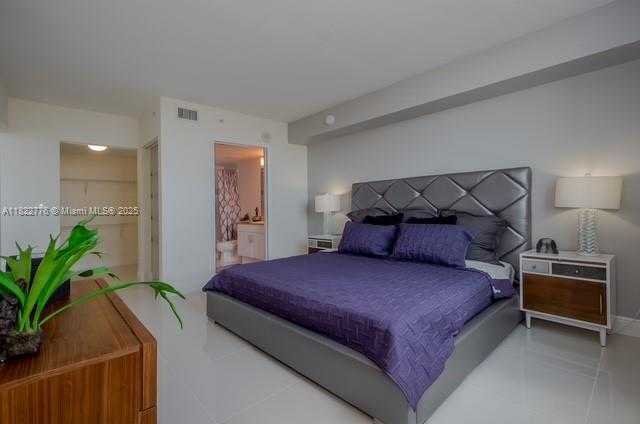 Small Image of 1861 NORTH WEST S RIVER DR #807, Miami Number 7