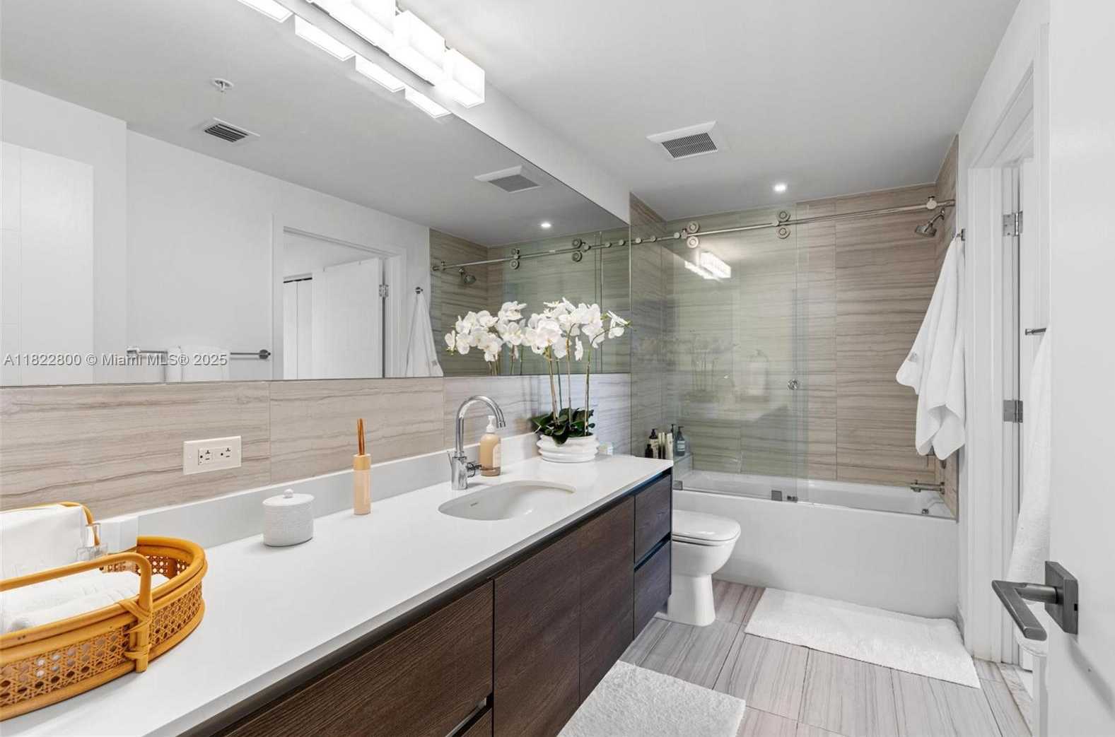 Small Image of 301 ALTARA AVE #623, Coral Gables Number 17
