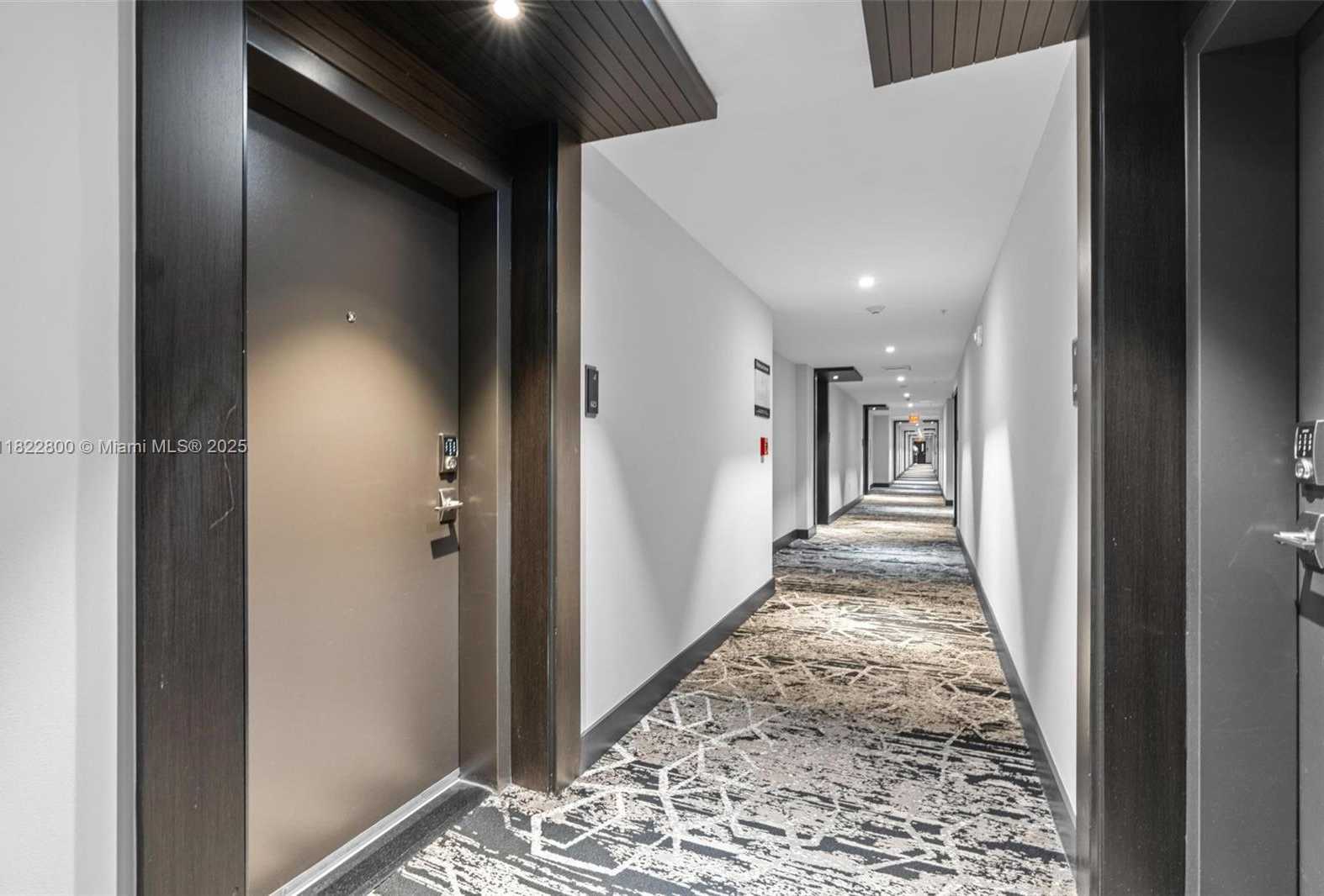 Small Image of 301 ALTARA AVE #623, Coral Gables Number 6
