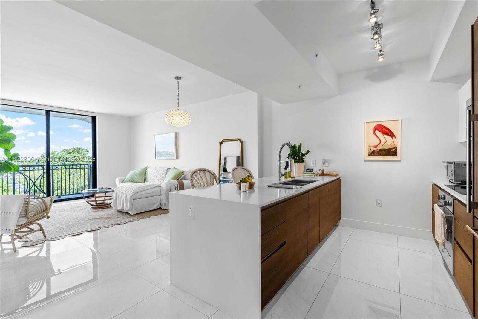 Small Image of 301 ALTARA AVE #623, Coral Gables Number 7