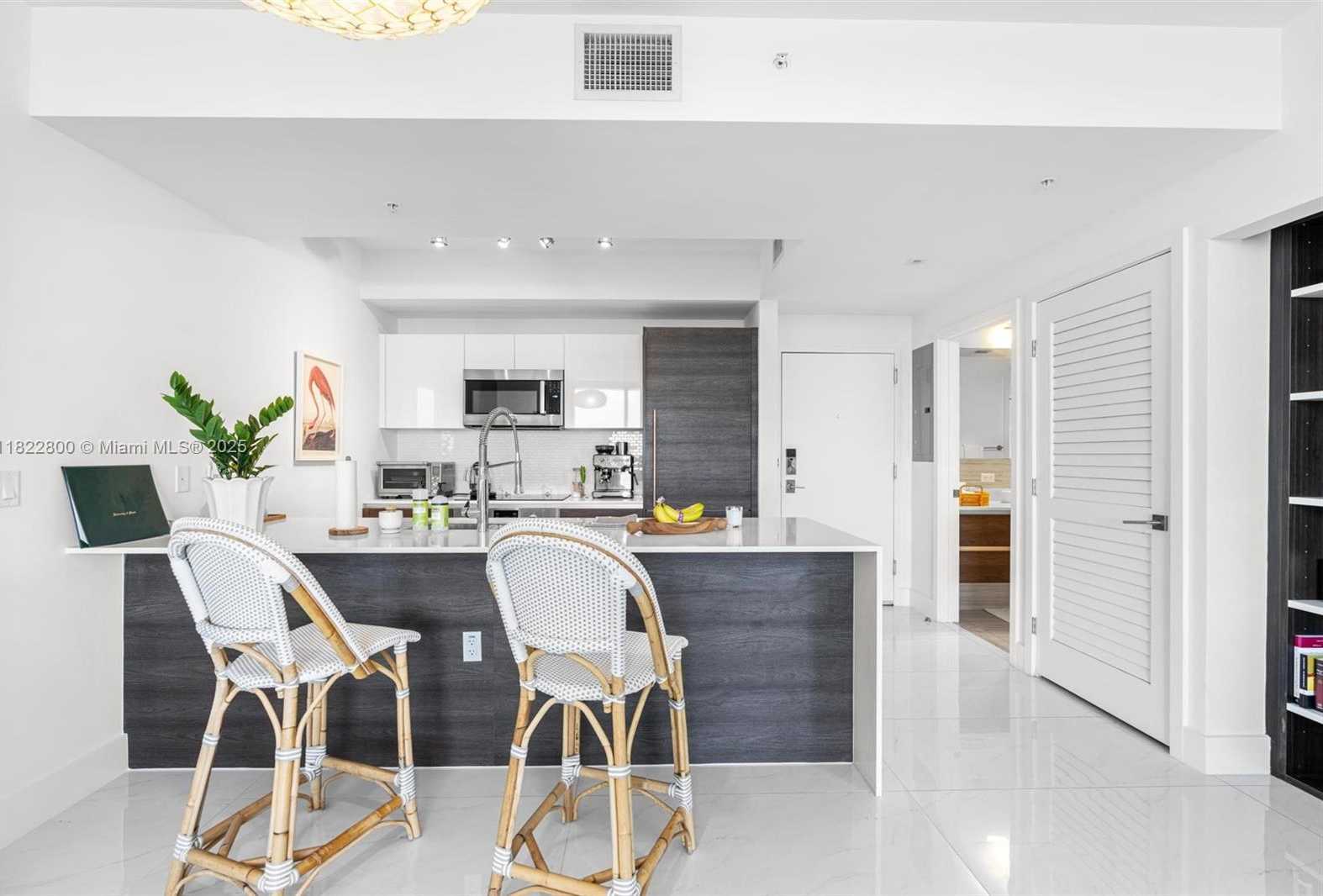 Small Image of 301 ALTARA AVE #623, Coral Gables Number 9