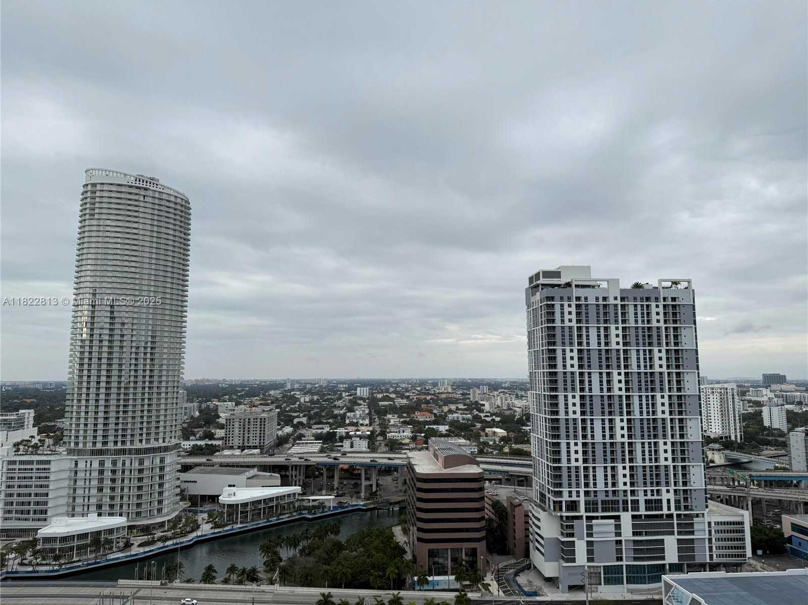 Small Image of 90 SOUTH WEST 3RD ST #2711, Miami Number 3