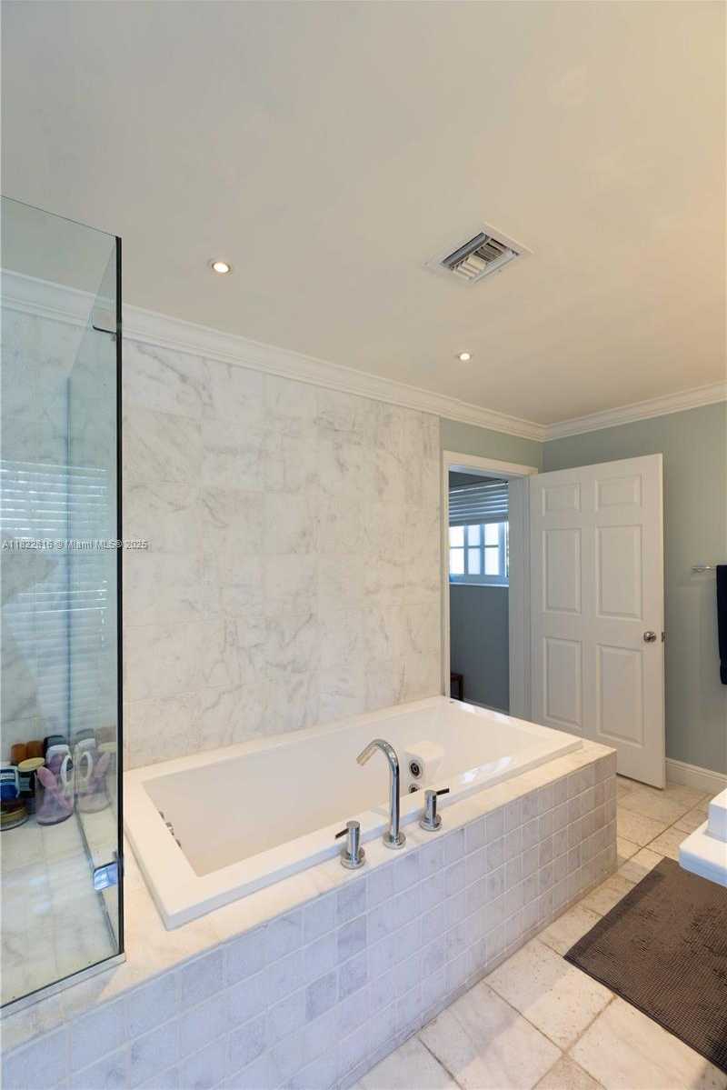 Small Image of 7451 SOUTH WEST 133RD ST, Pinecrest Number 24