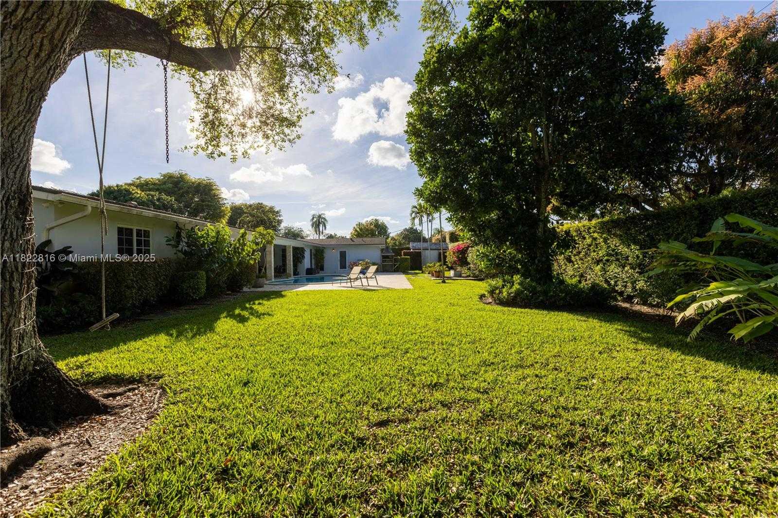 Small Image of 7451 SOUTH WEST 133RD ST, Pinecrest Number 39