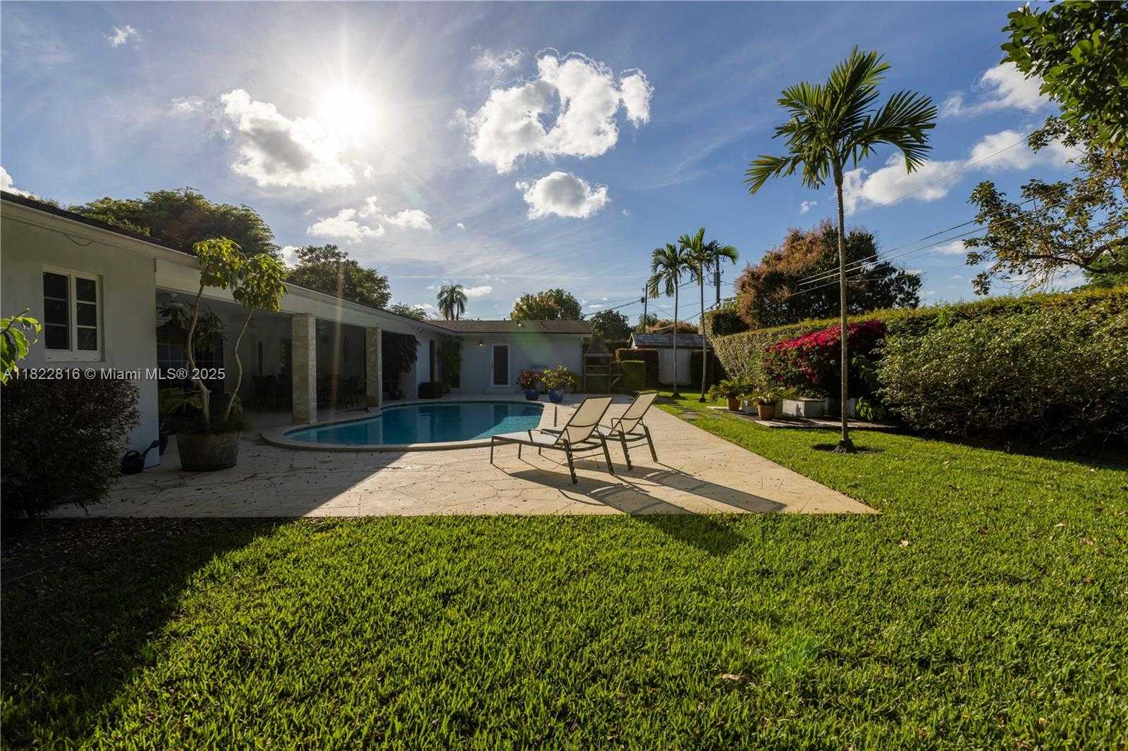 Small Image of 7451 SOUTH WEST 133RD ST, Pinecrest Number 40