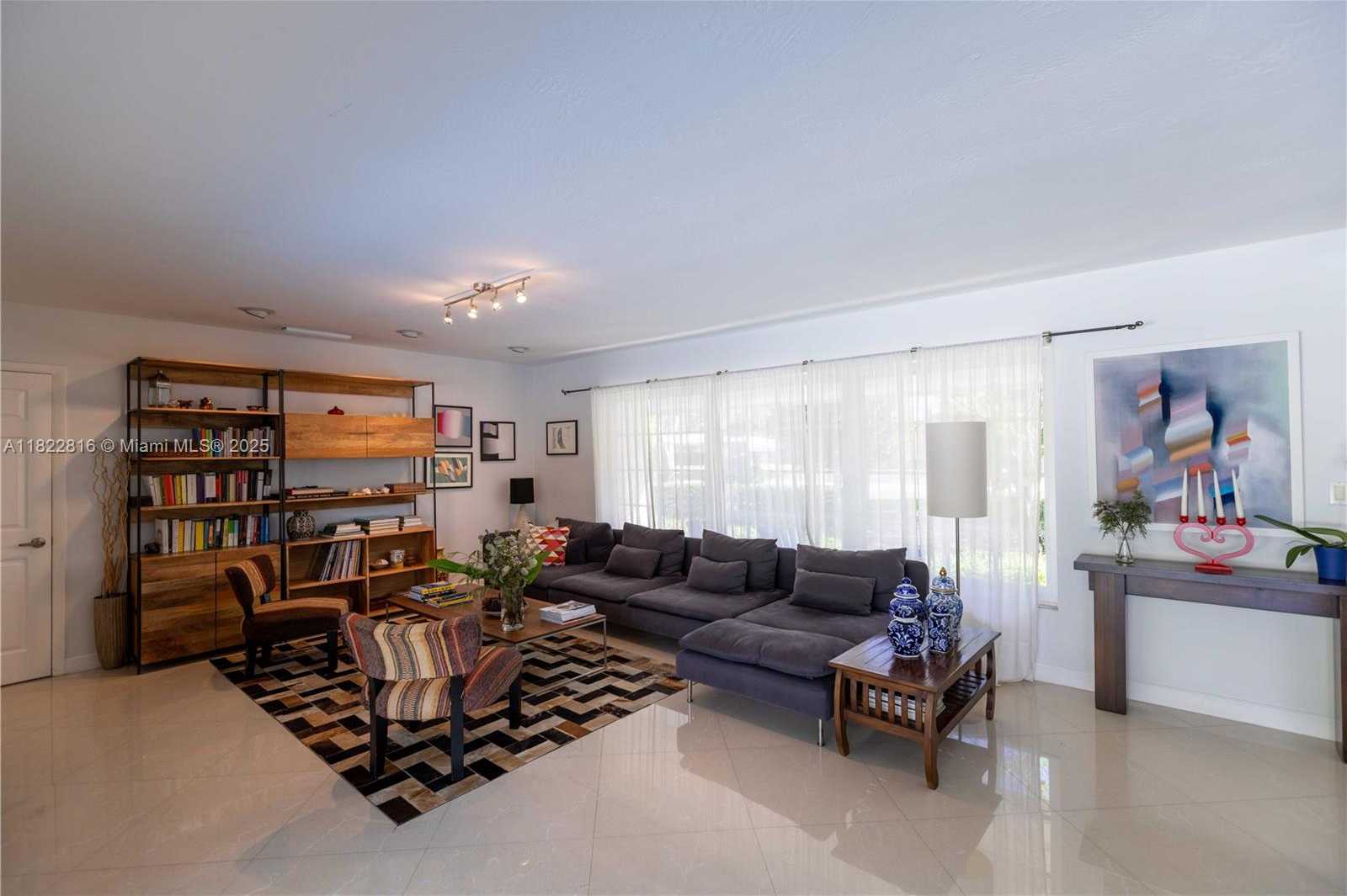 Small Image of 7451 SOUTH WEST 133RD ST, Pinecrest Number 5