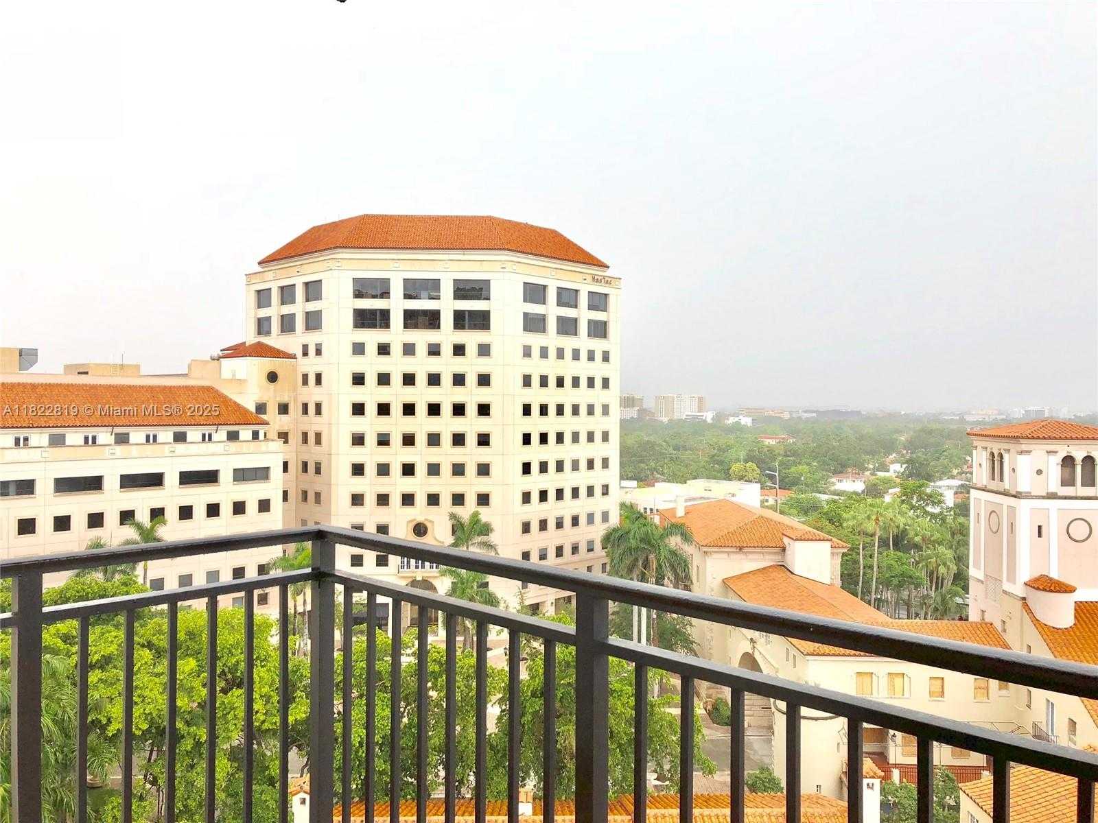 Small Image of 888 SOUTH DOUGLAS RD #901, Coral Gables Number 4