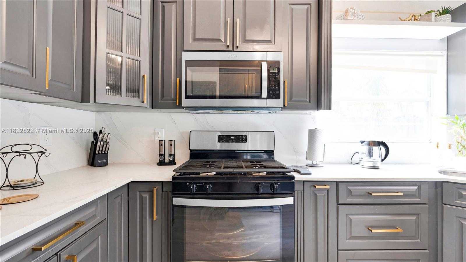 Small Image of 8356 SOUTH WEST 158TH AVE, Miami Number 15