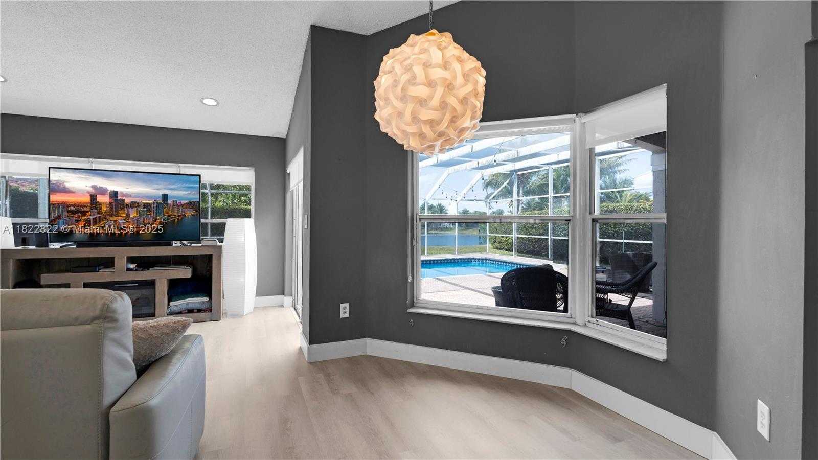 Small Image of 8356 SOUTH WEST 158TH AVE, Miami Number 20