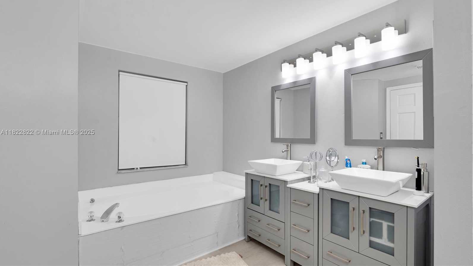 Small Image of 8356 SOUTH WEST 158TH AVE, Miami Number 24